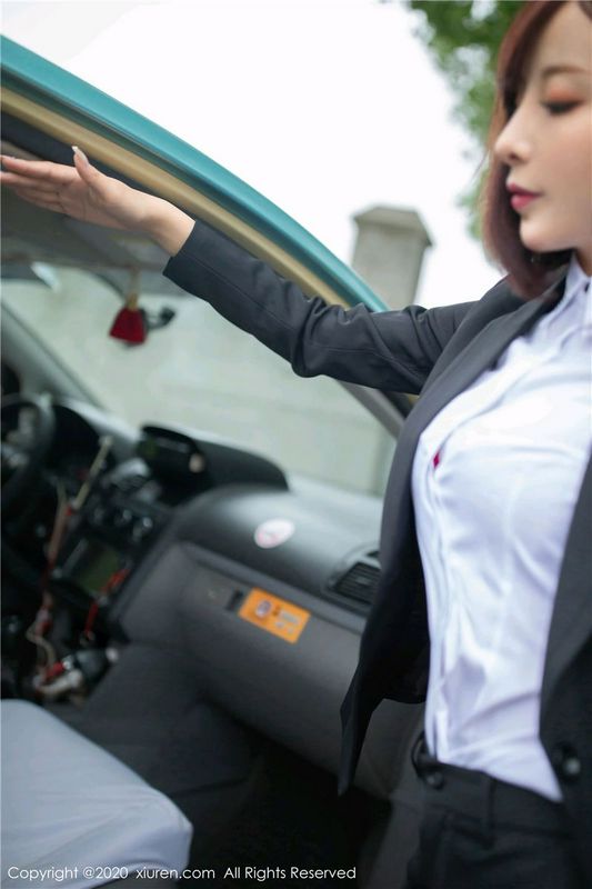 XiuRen秀人网No.2322陈小喵出租车司机主题