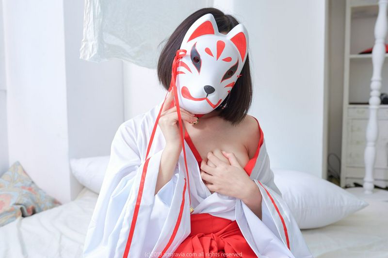 ARTGRAVIAVOL.116姜仁卿