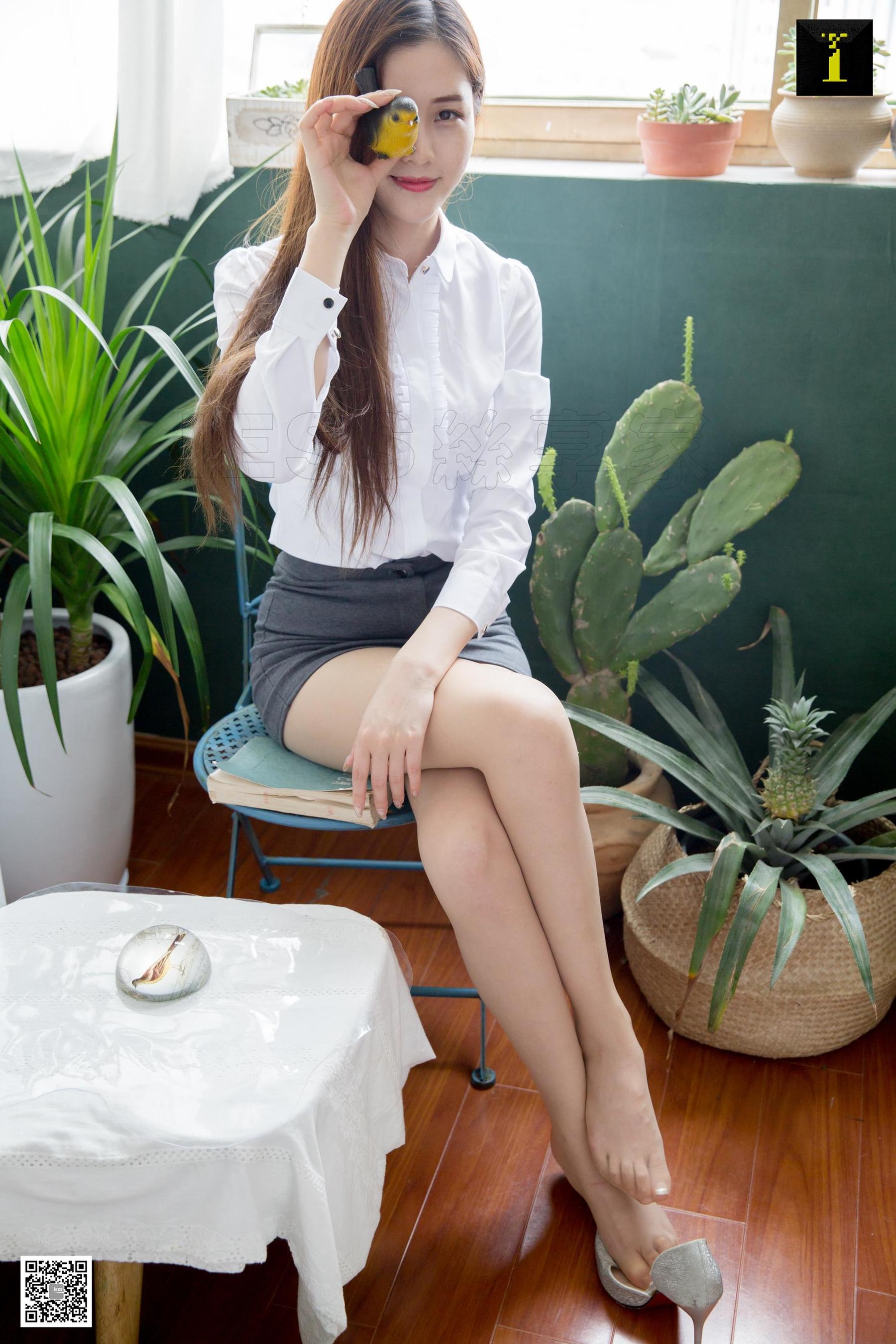 腿模九妹 《可甜可盐的九妹》 [异思趣向IESS] 写真集