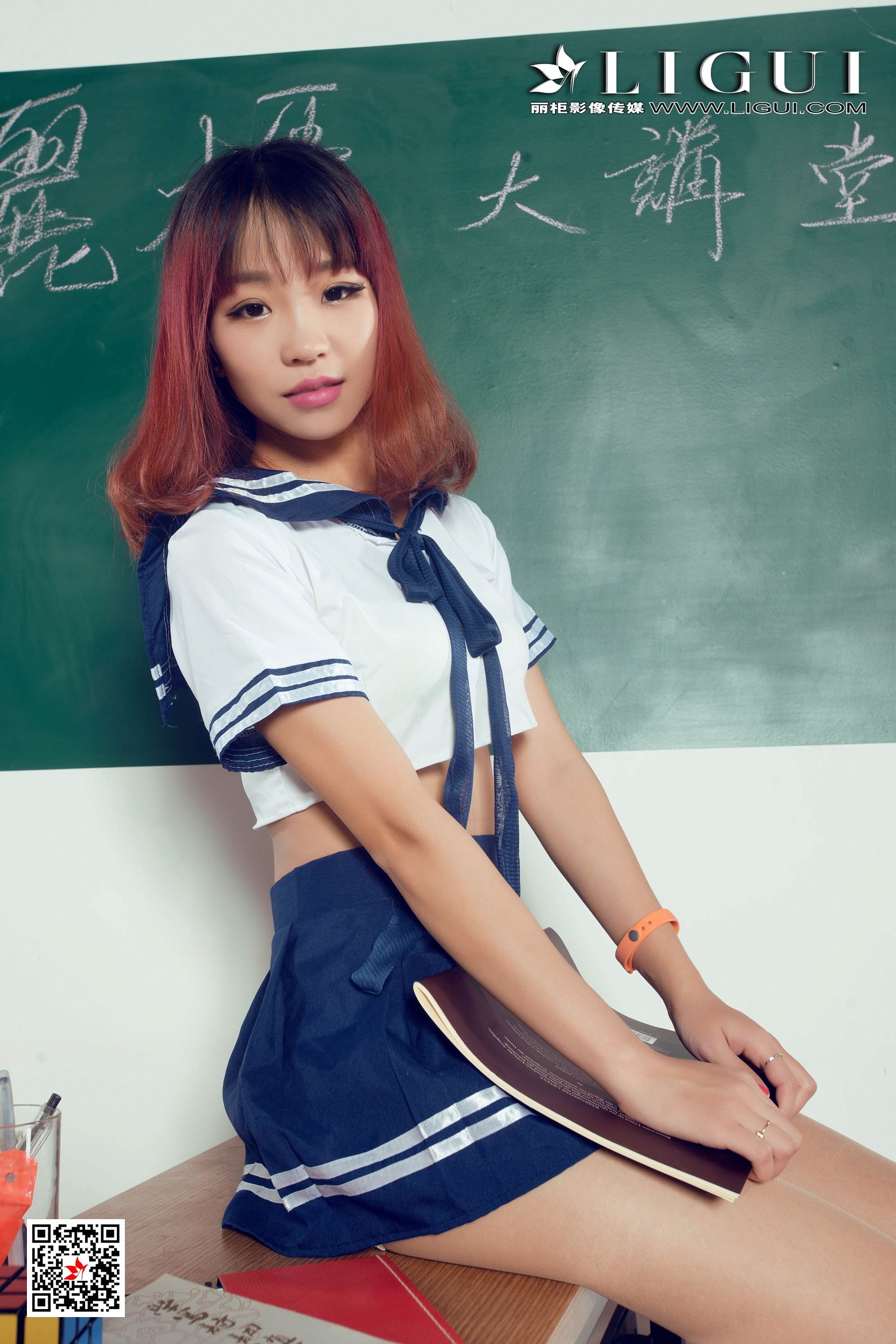 腿模ALAN《教室丝足高跟》 [丽柜Ligui] 写真集