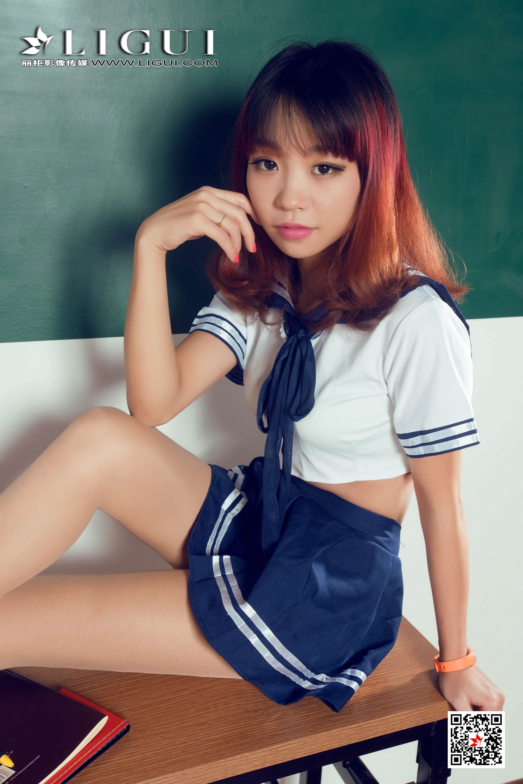 腿模ALAN《教室丝足高跟》 [丽柜Ligui] 写真集
