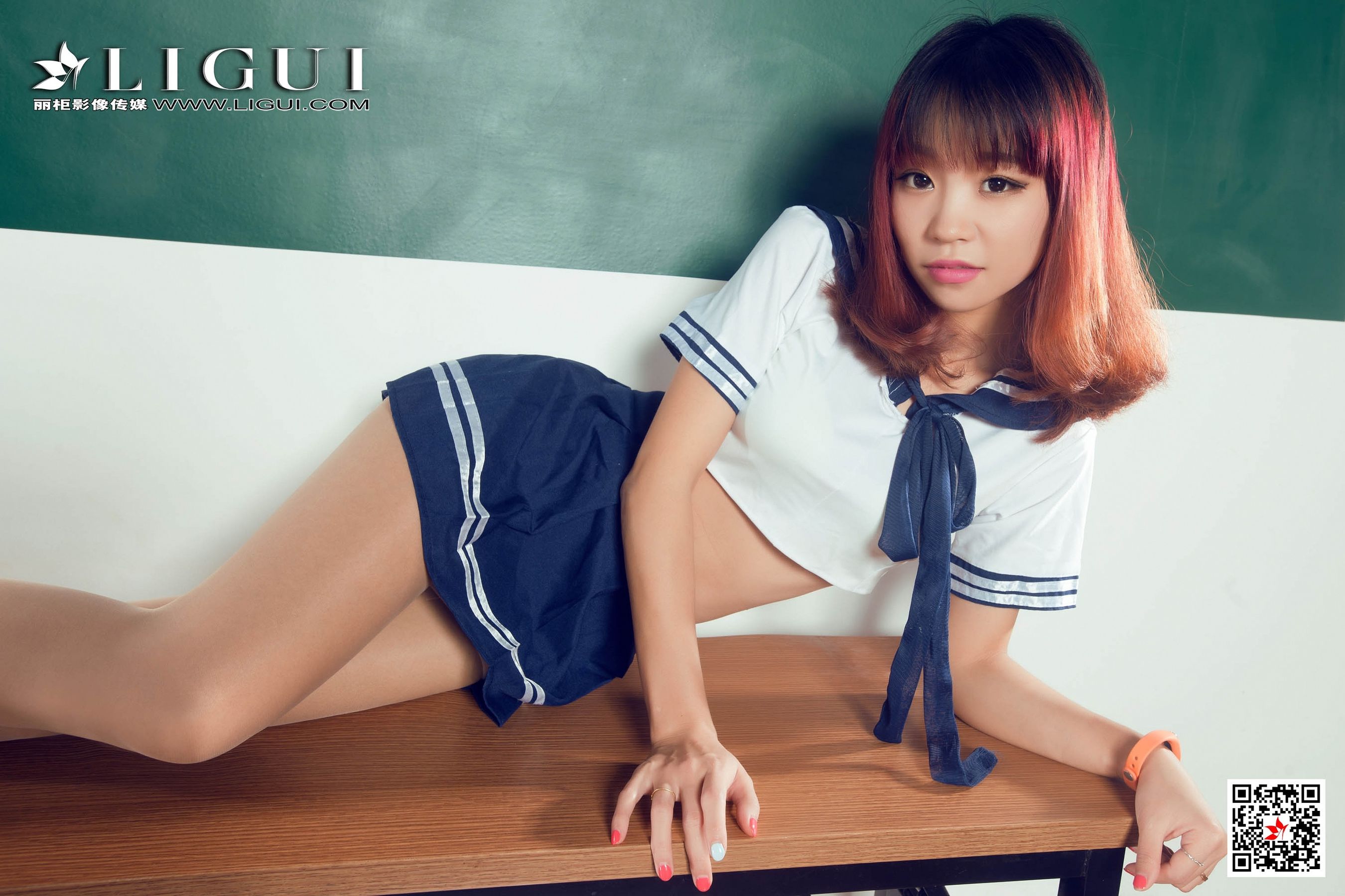 腿模ALAN《教室丝足高跟》 [丽柜Ligui] 写真集