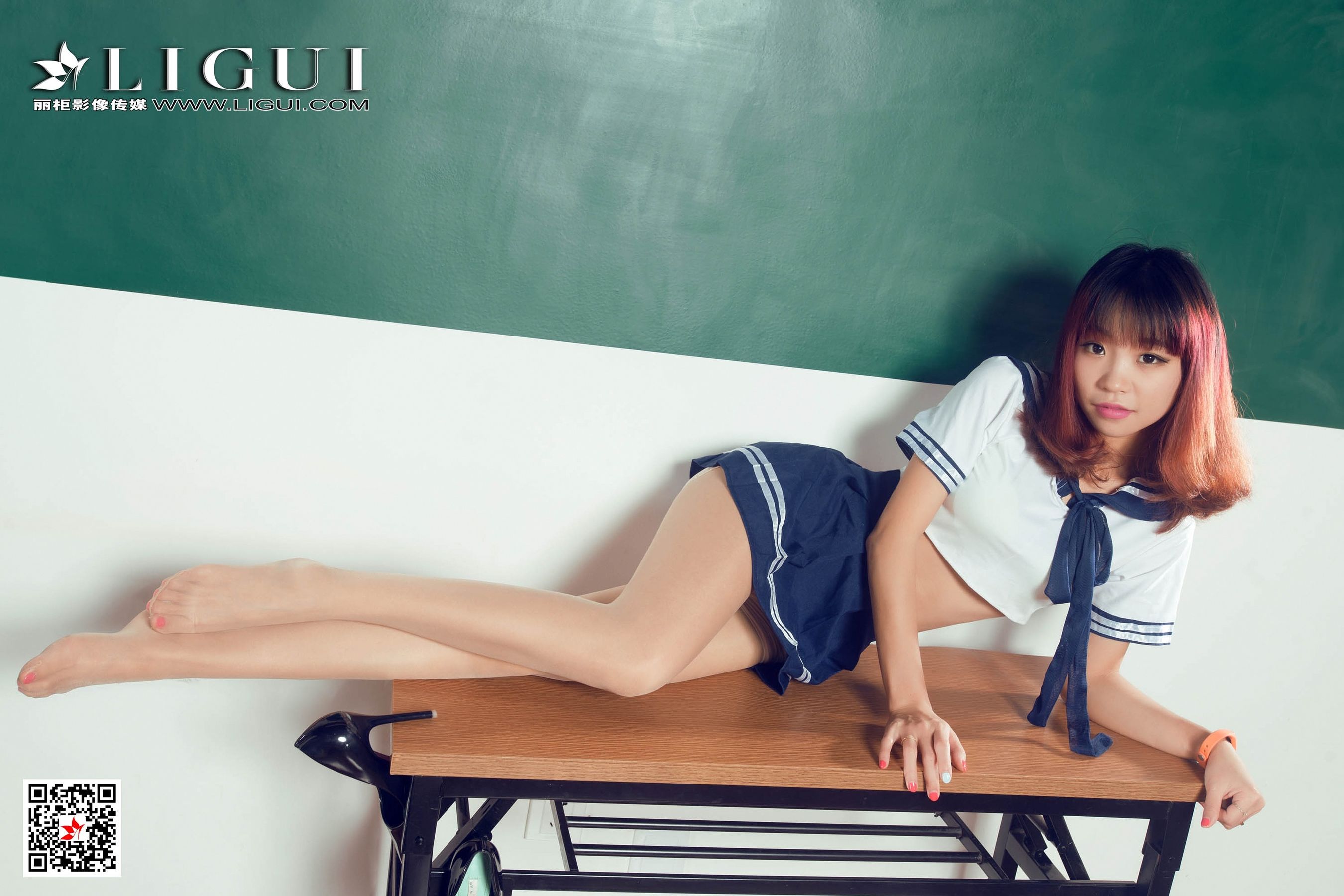 腿模ALAN《教室丝足高跟》 [丽柜Ligui] 写真集