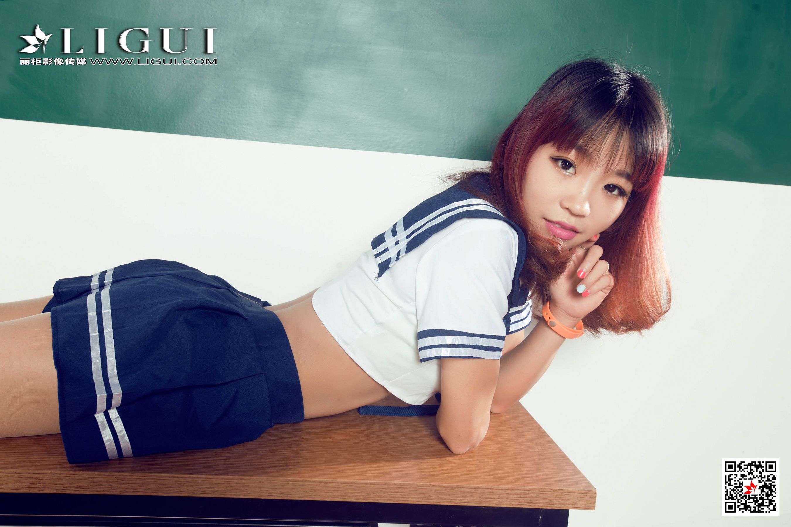 腿模ALAN《教室丝足高跟》 [丽柜Ligui] 写真集