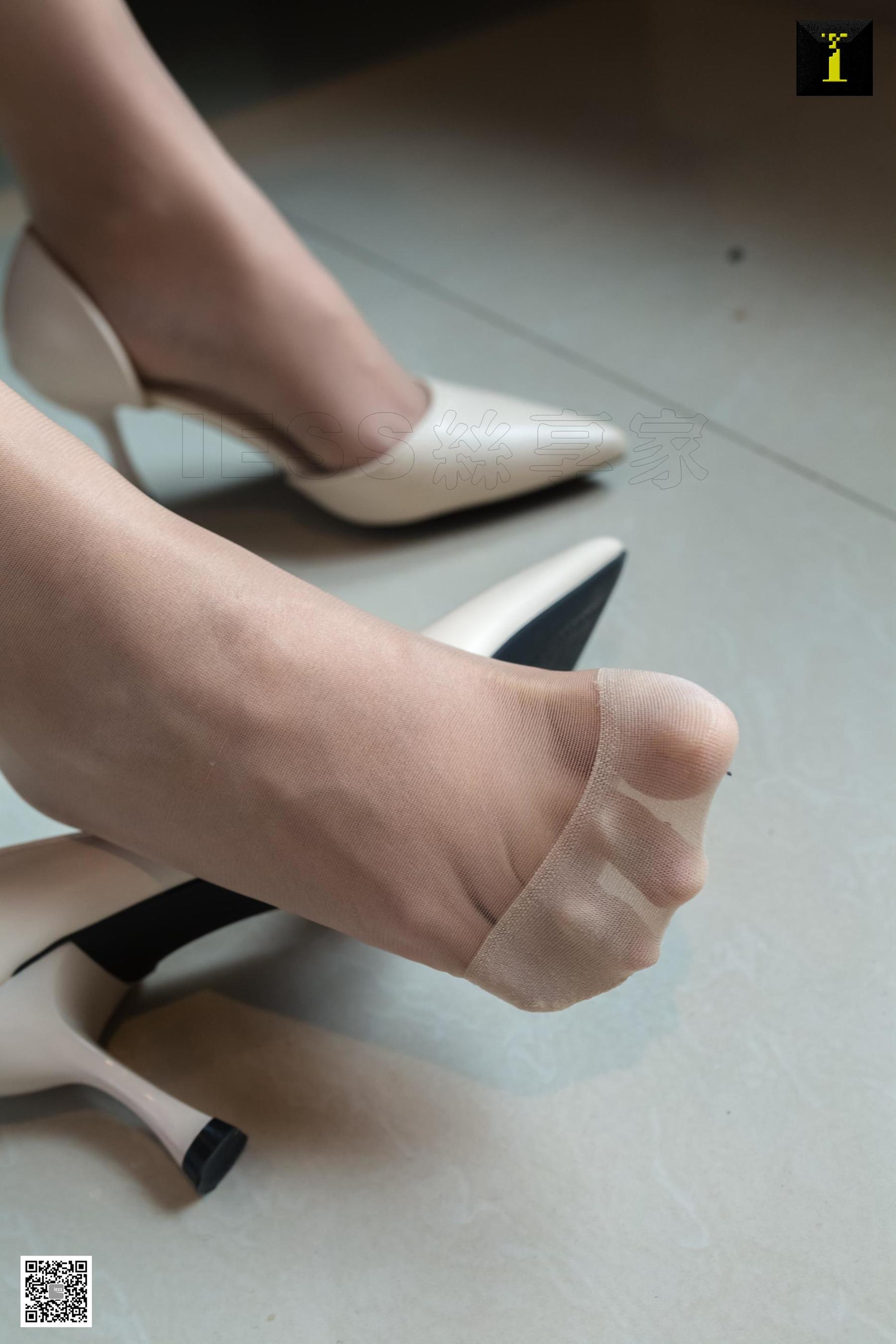 模特婉萍《婉萍的趾尖之花》[异思趣向IESS] 丝足写真集