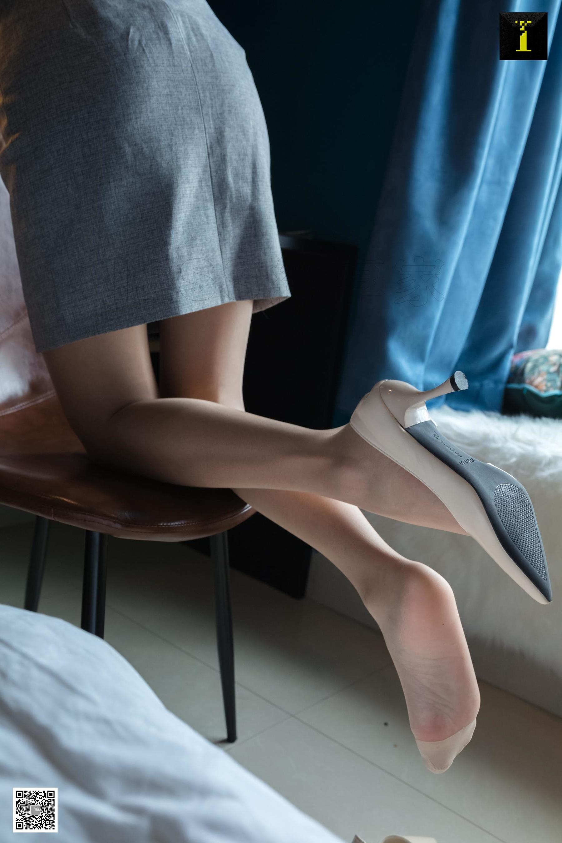 模特婉萍《婉萍的趾尖之花》[异思趣向IESS] 丝足写真集