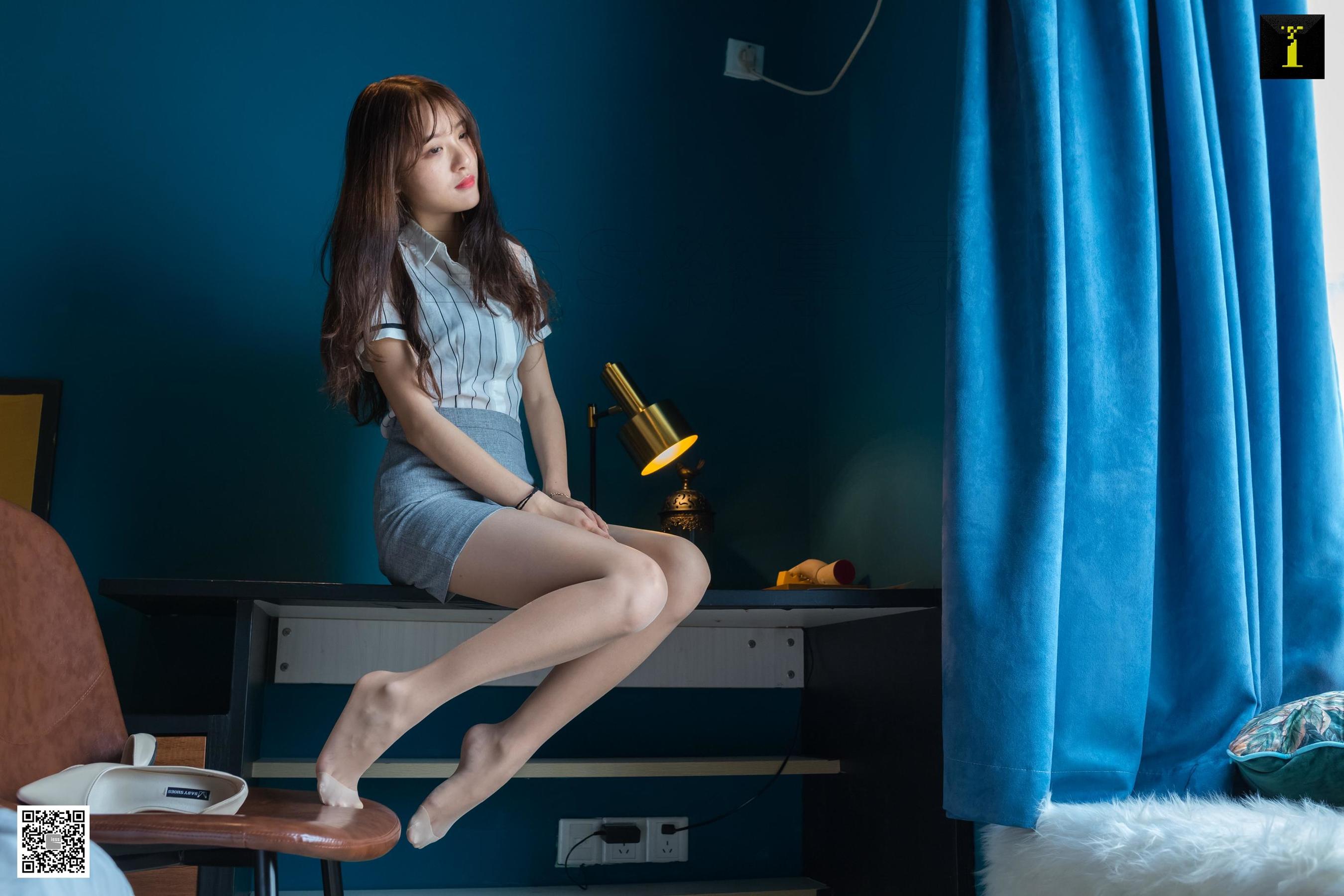 模特婉萍《婉萍的趾尖之花》[异思趣向IESS] 丝足写真集