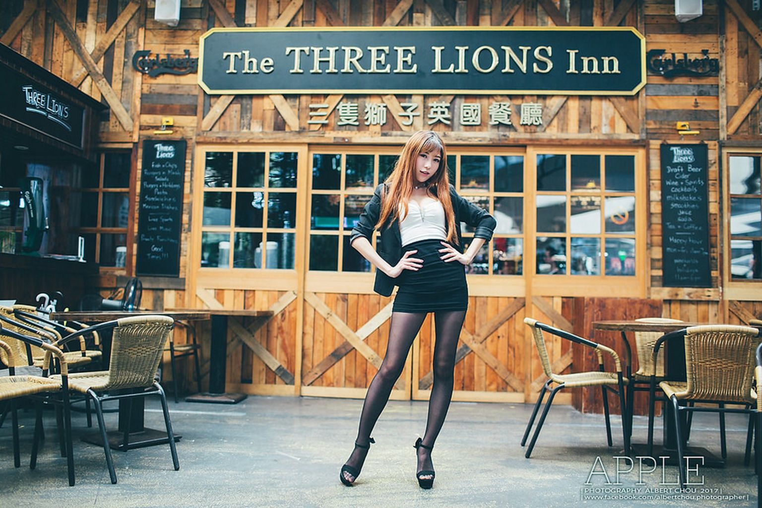 张闵净《街拍黑丝OL女神》 [台湾女神] 写真集