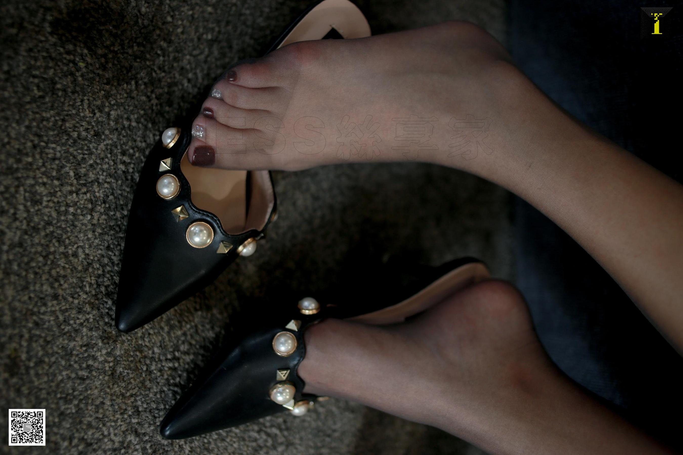 模特村花 《就是这朵村花》 [异思趣向IESS] 写真集