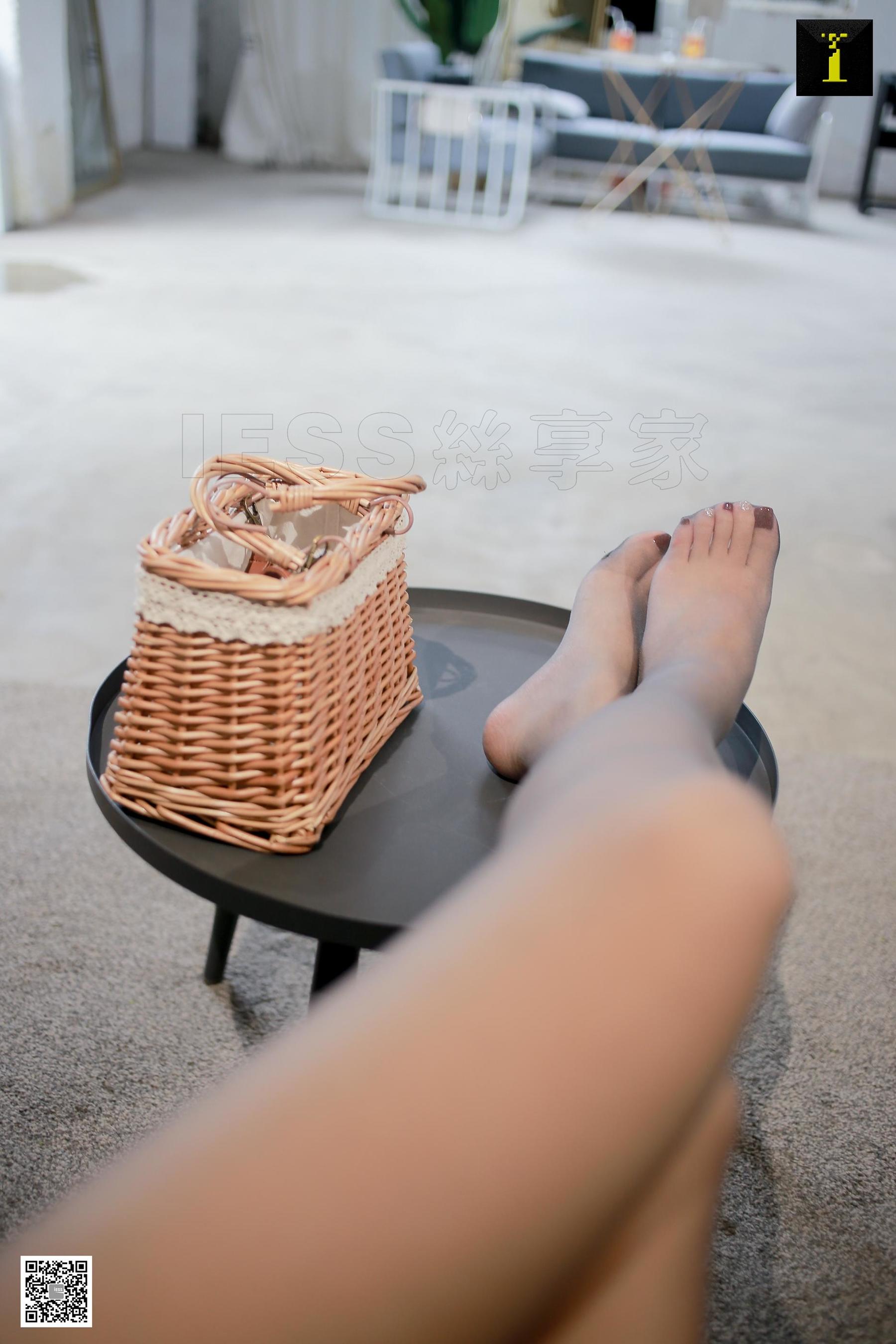 模特村花 《就是这朵村花》 [异思趣向IESS] 写真集