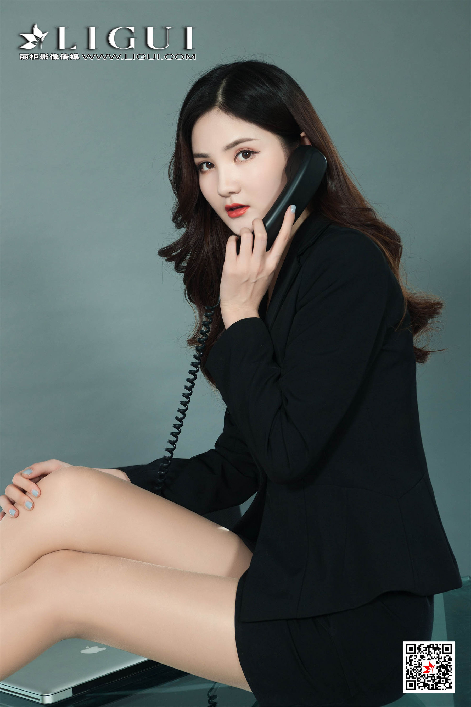 Model 安妮《白领OL丝足》 [丽柜LIGUI] 网络丽人 写真集