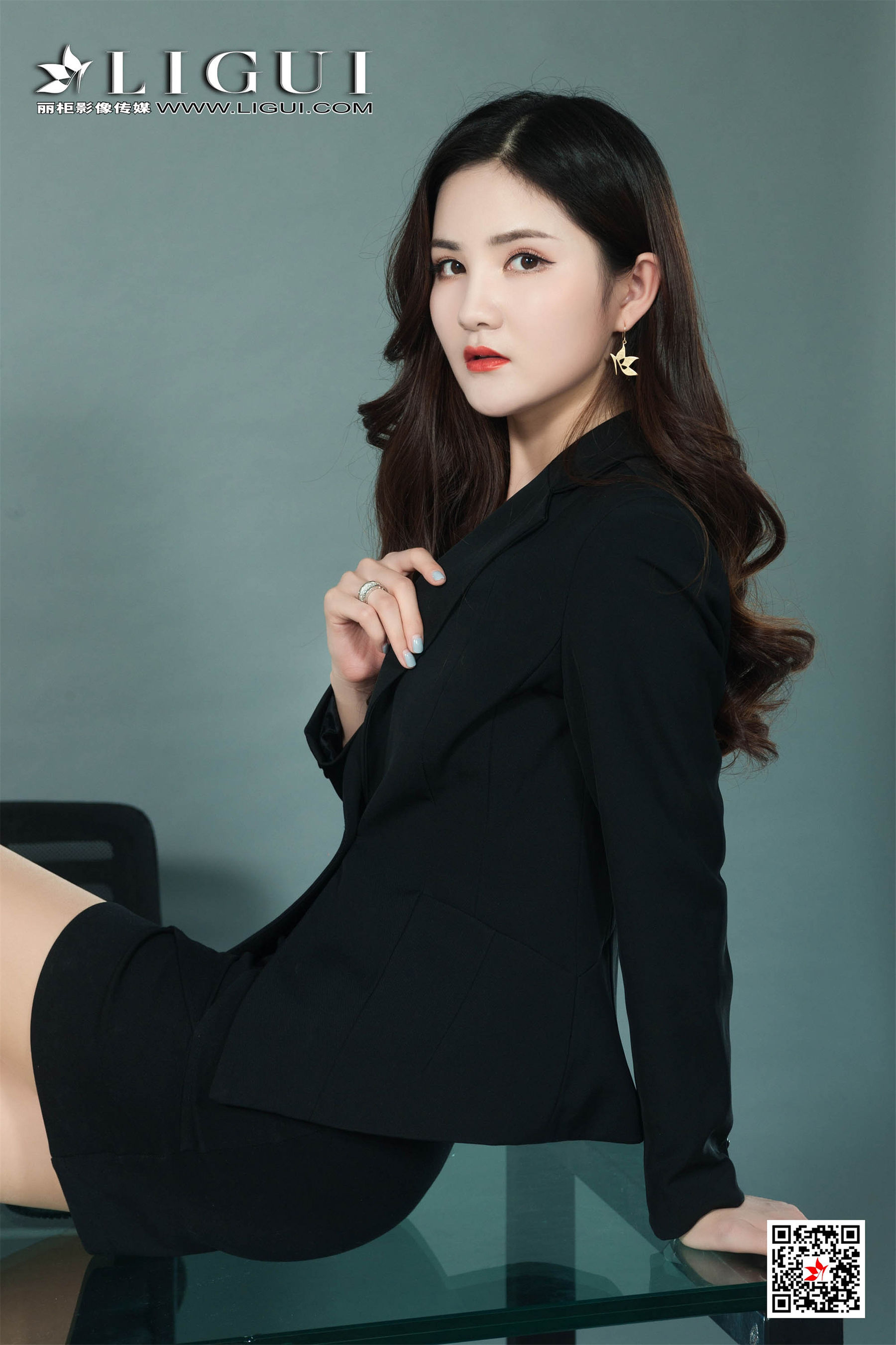 Model 安妮《白领OL丝足》 [丽柜LIGUI] 网络丽人 写真集