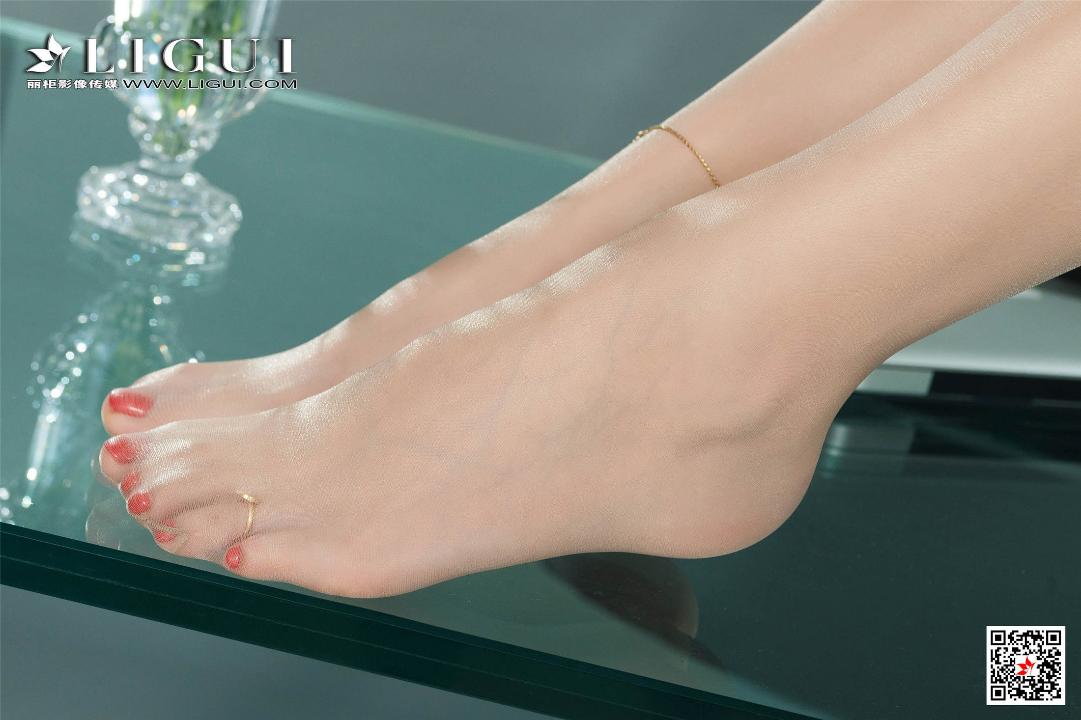 Model 安妮《白领OL丝足》 [丽柜LIGUI] 网络丽人 写真集