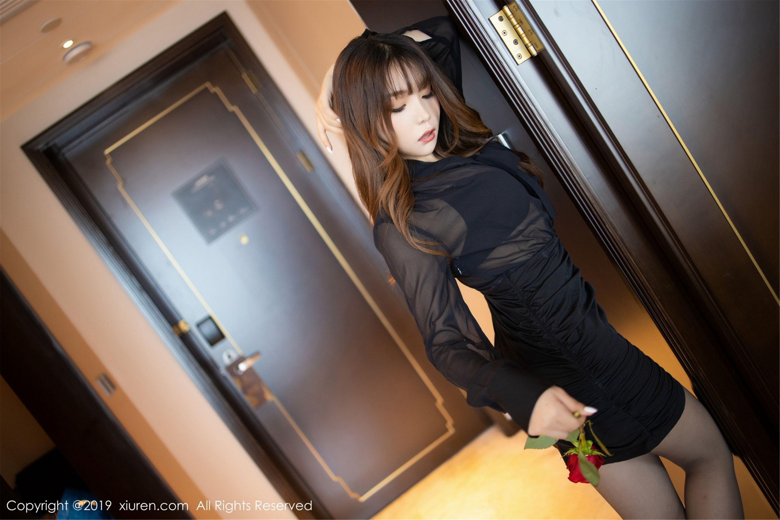 芝芝Booty《性感翘臀福利》 [秀人XIUREN] No.1579 写真集