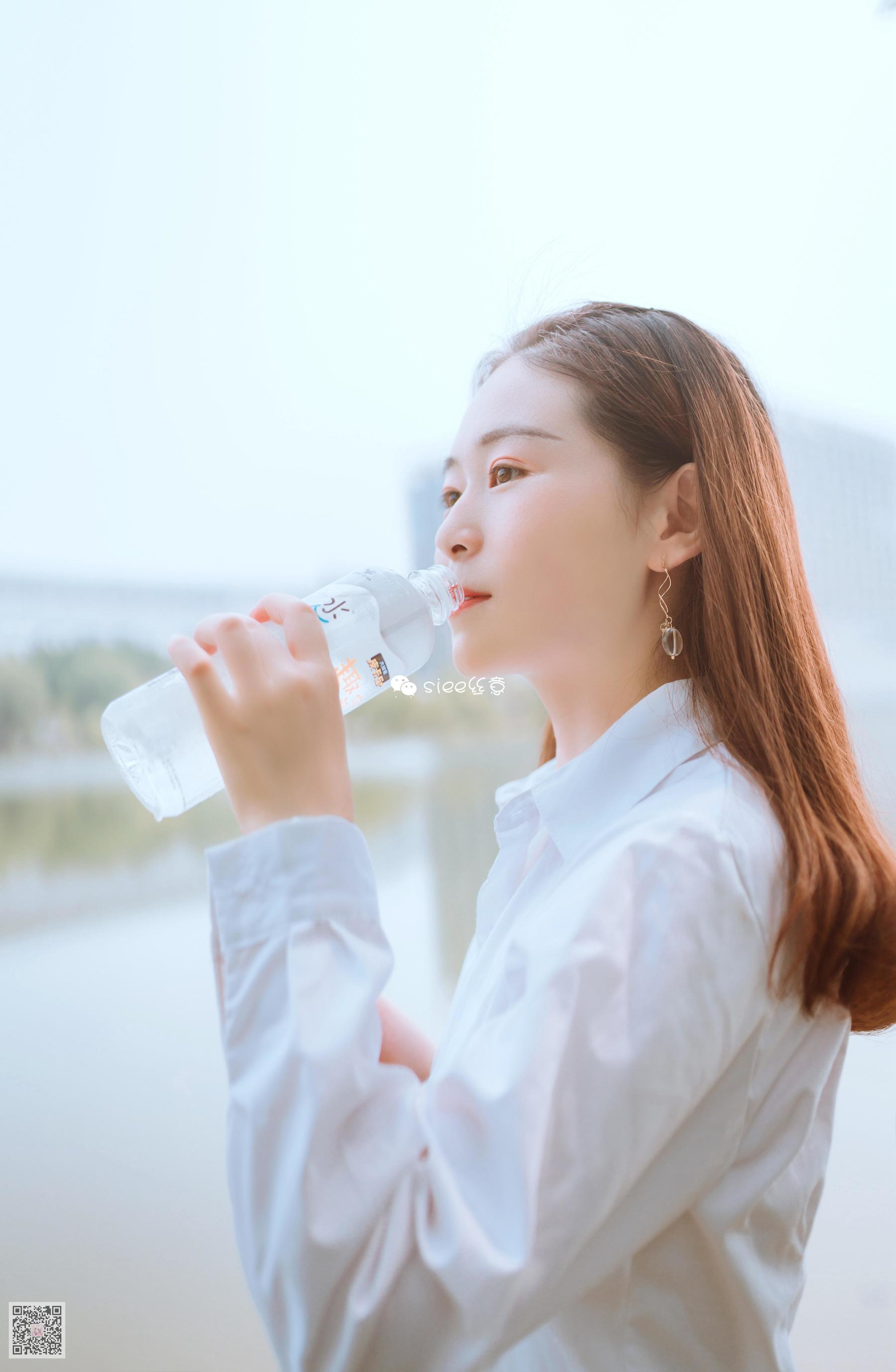 瑶瑶《简单的幸福无处不在》 [丝意SIEE] No.334 写真集