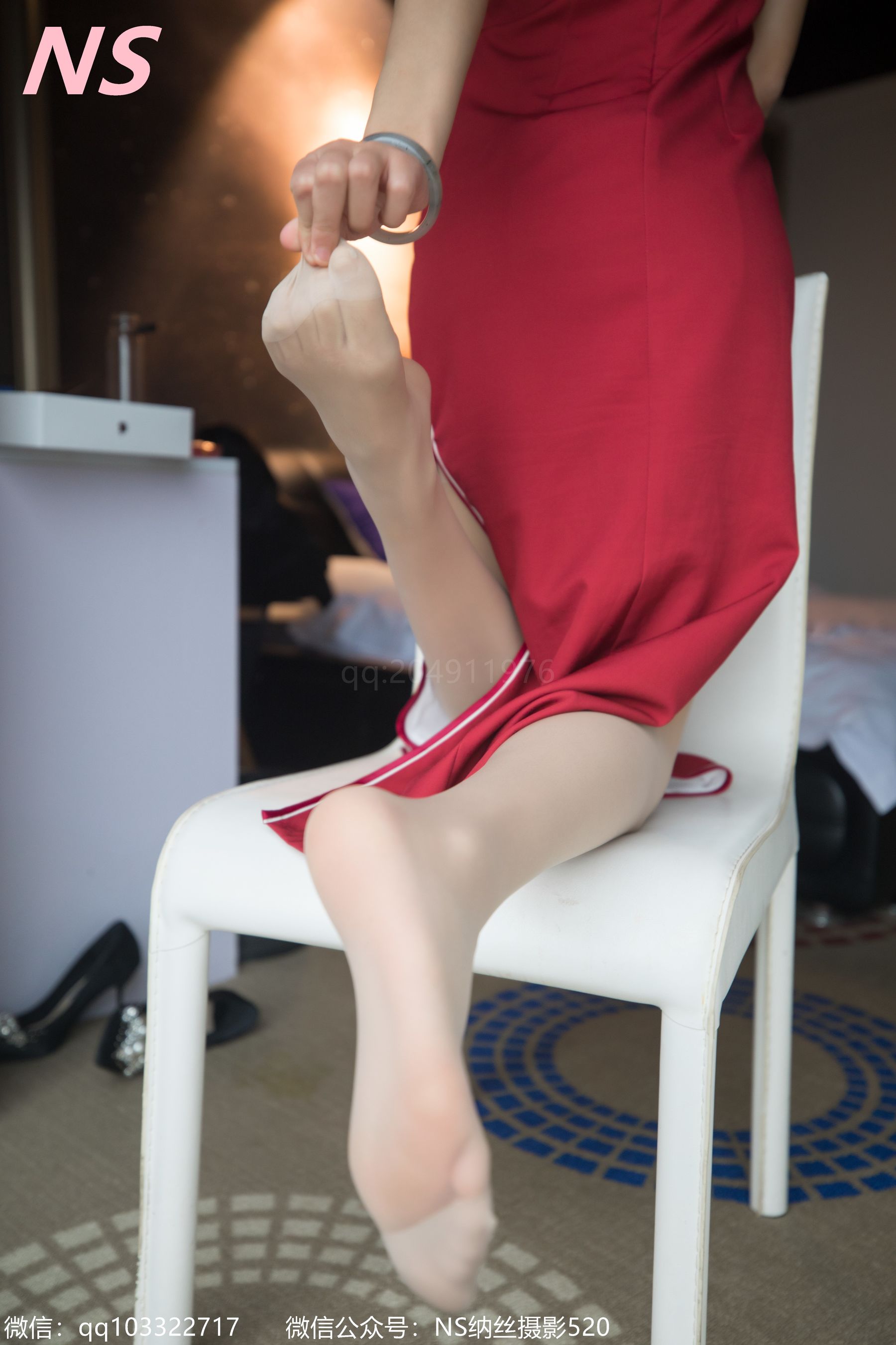 张若若《旗袍丝袜》 [纳丝摄影] 写真集