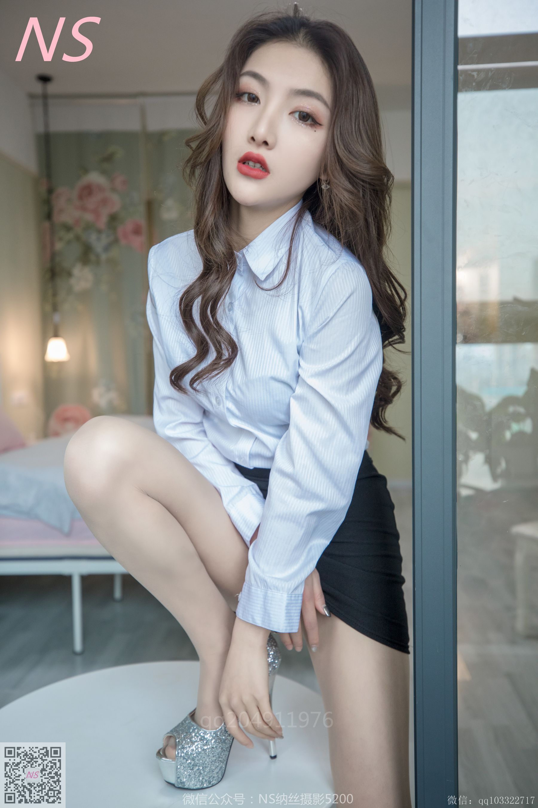 快手主播楠希《OL装》 [纳丝摄影] 写真集