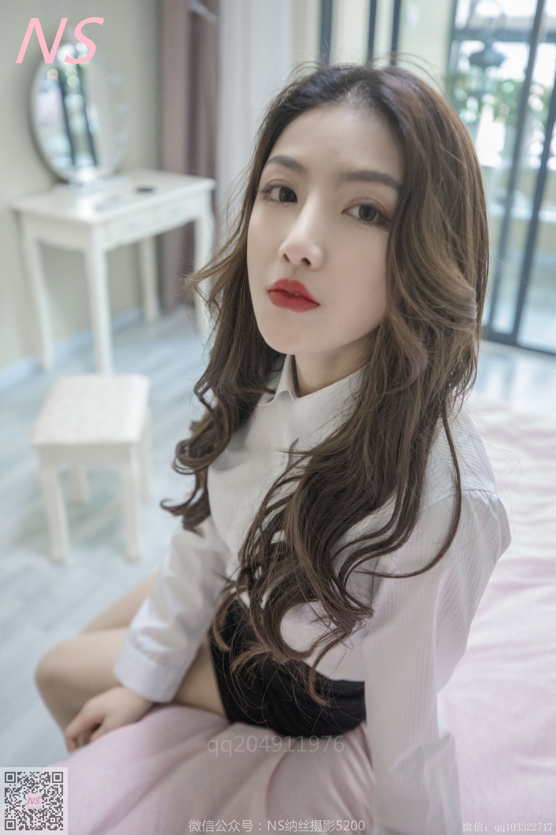 快手主播楠希《OL装》 [纳丝摄影] 写真集