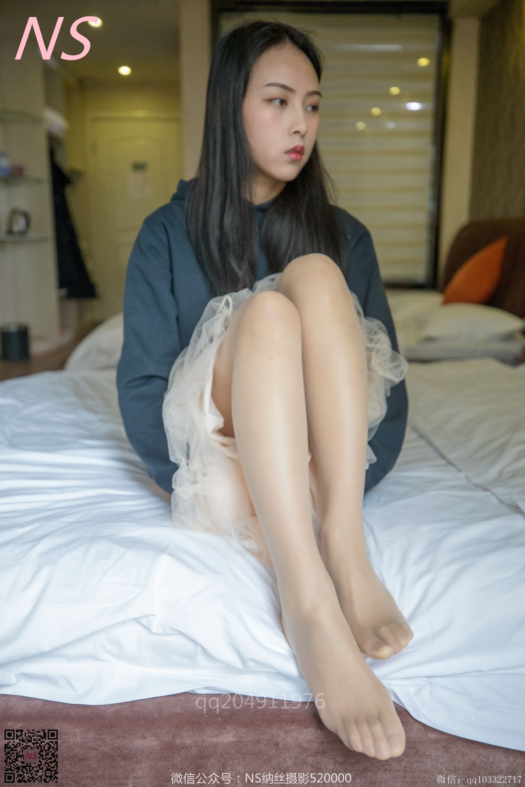 悠悠《丝袜美腿玉足美美哒》 [纳丝摄影] 写真集