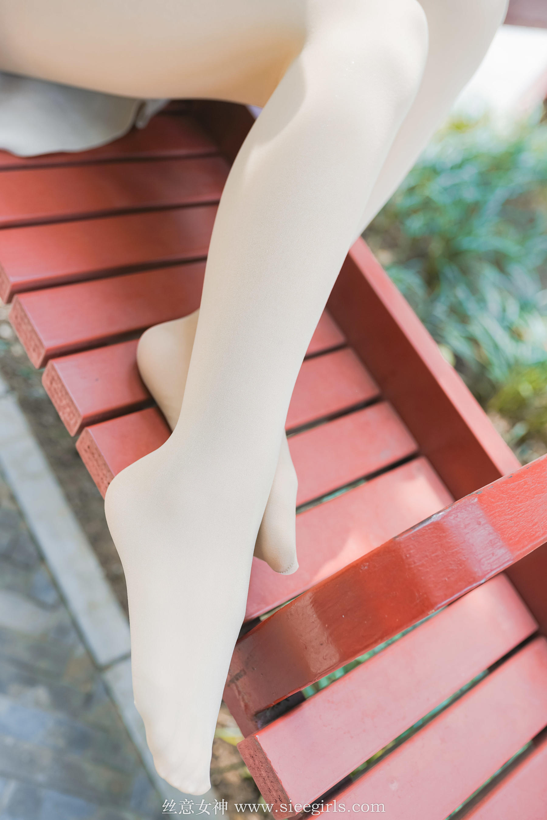 雪儿《秋风催红的枫叶》 [丝意SIEE] No.370 写真集