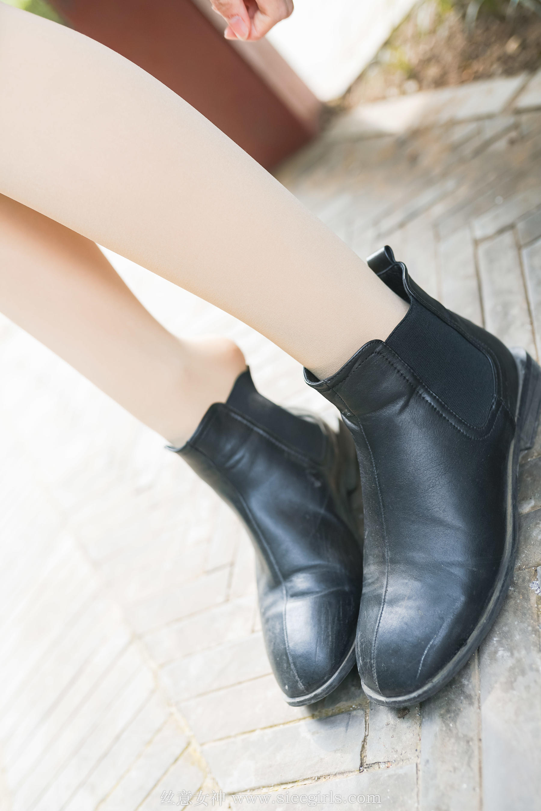 雪儿《秋风催红的枫叶》 [丝意SIEE] No.370 写真集