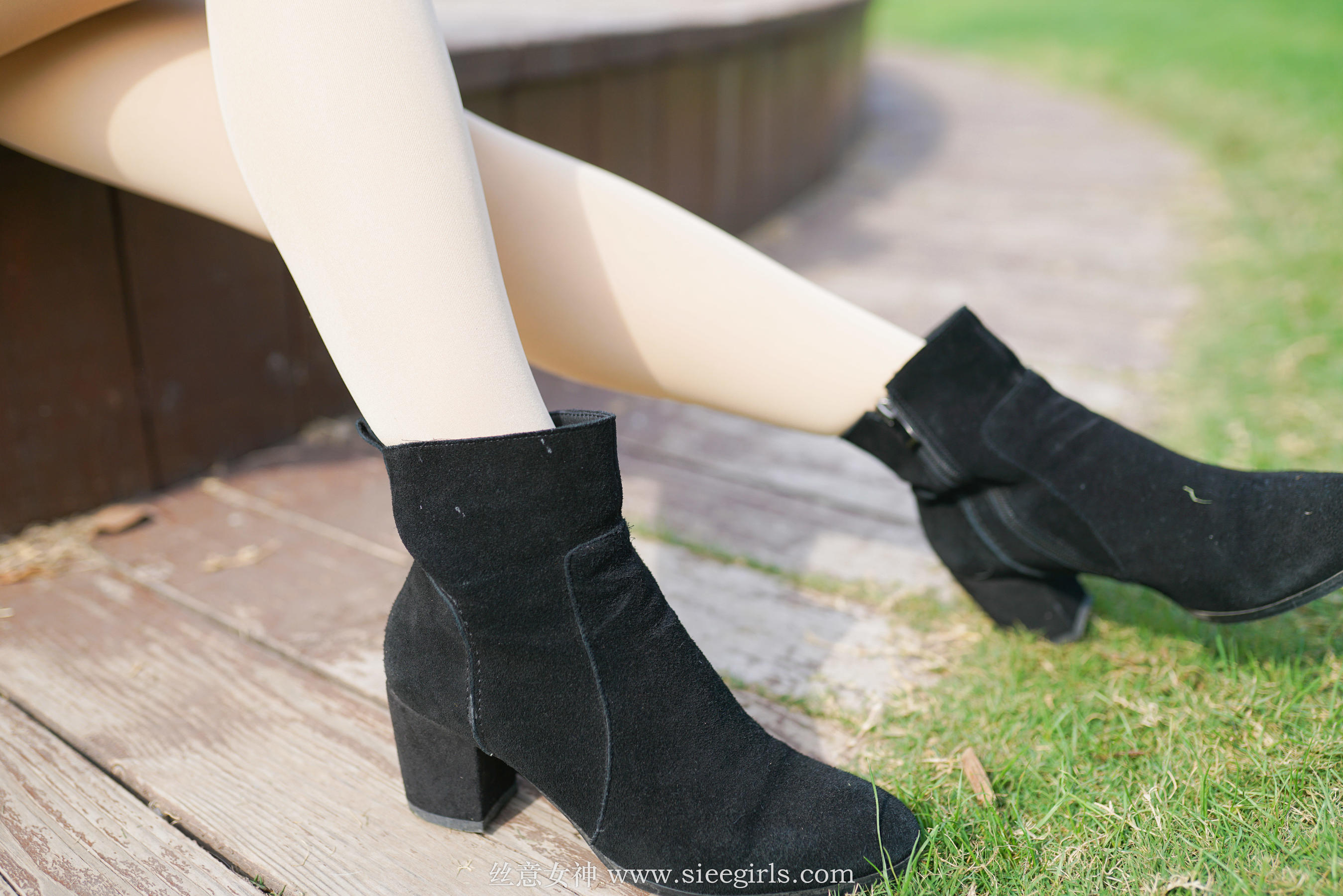 蓓蓓《心若有情，何处不风景》 [丝意SIEE] No.371 写真集