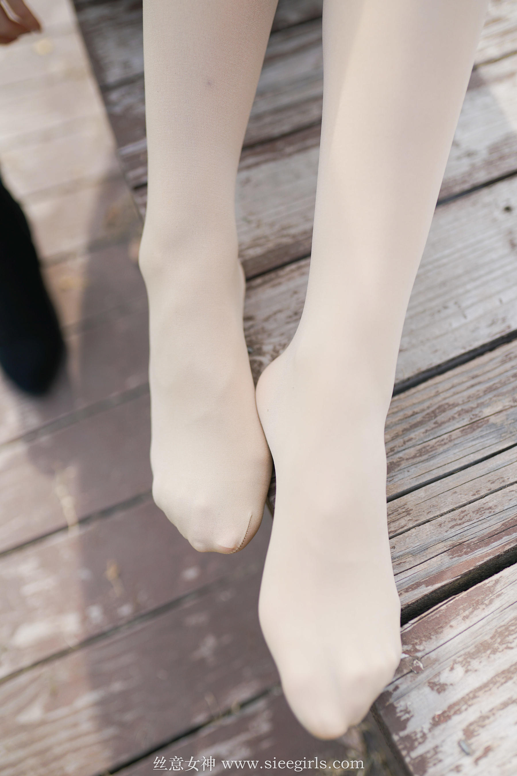 蓓蓓《心若有情，何处不风景》 [丝意SIEE] No.371 写真集