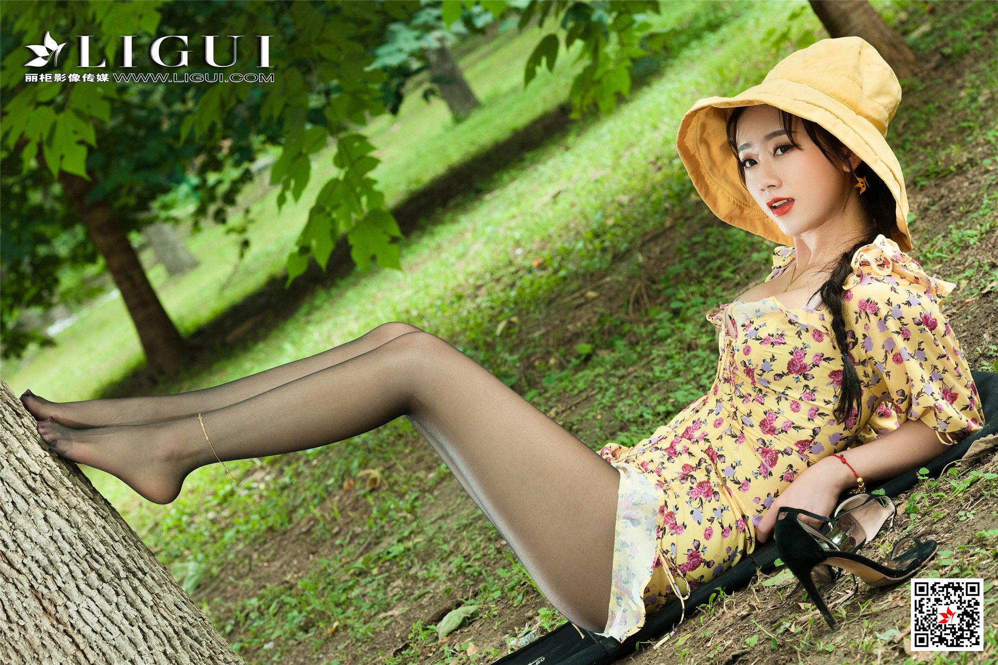 然然《极品森系黑丝草帽少女》 [丽柜Ligui] 写真集