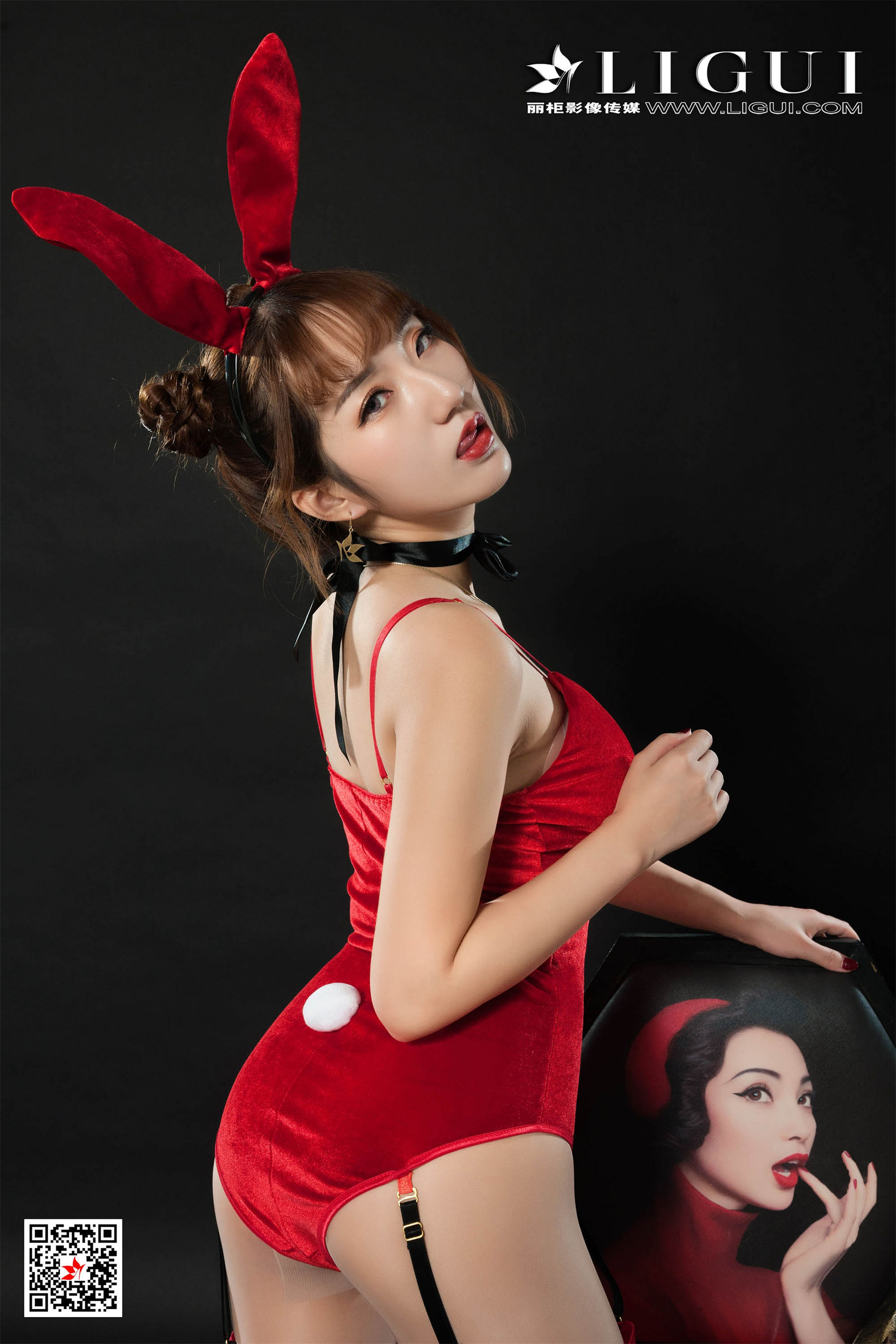 汐汐《黑丝镣铐兔女郎》 [丽柜Ligui] 写真集