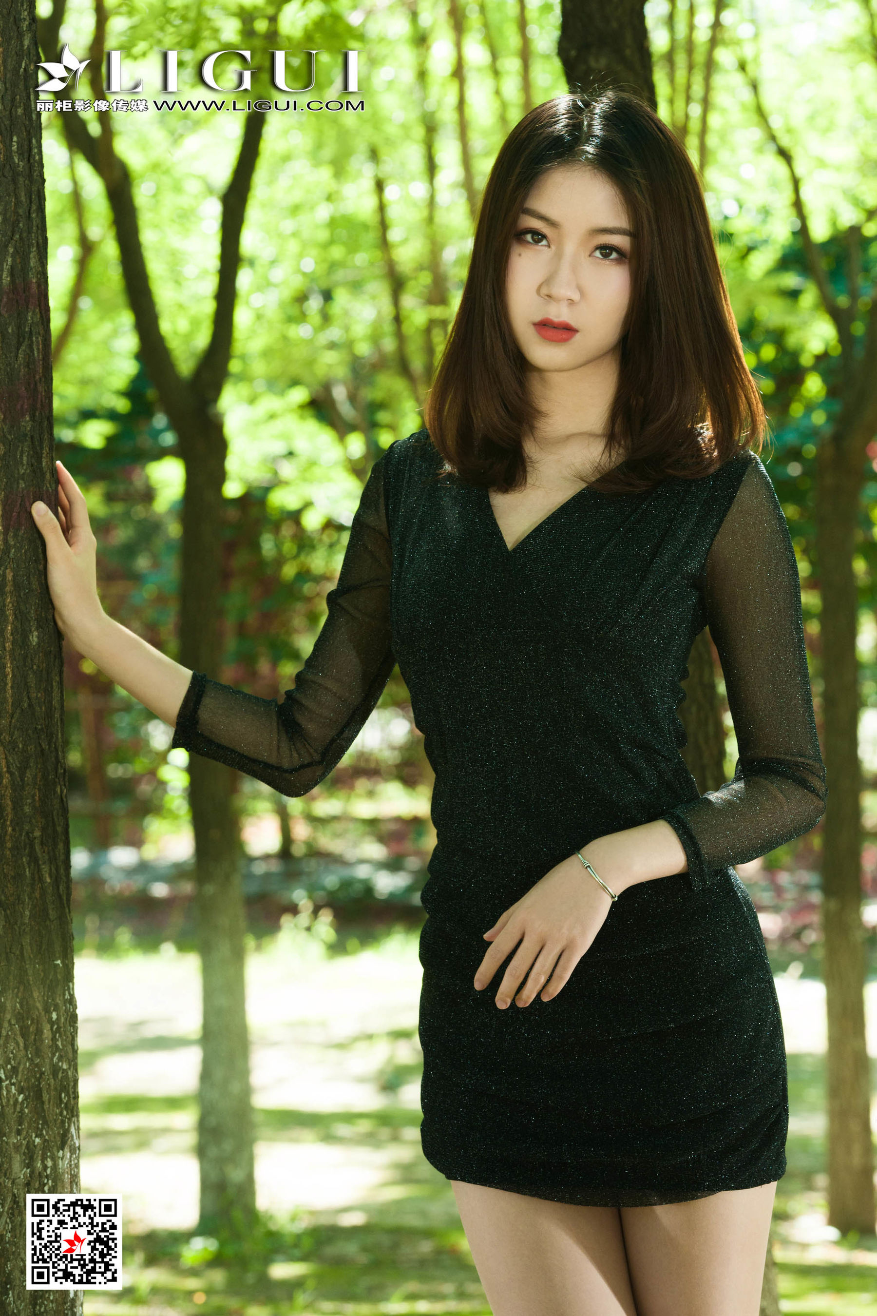 虫虫《长腿森系女神》 [丽柜Ligui] 写真集