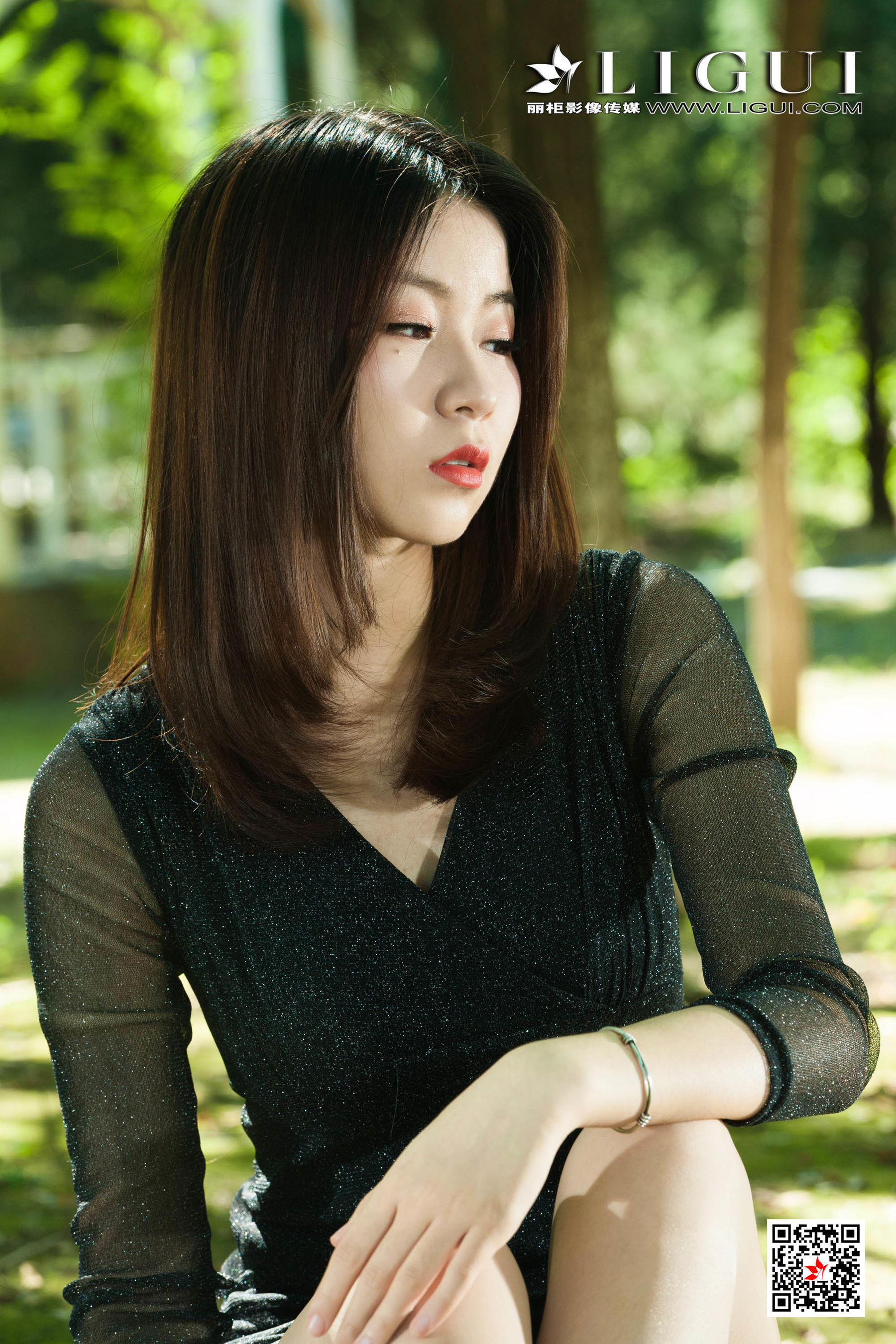 虫虫《长腿森系女神》 [丽柜Ligui] 写真集