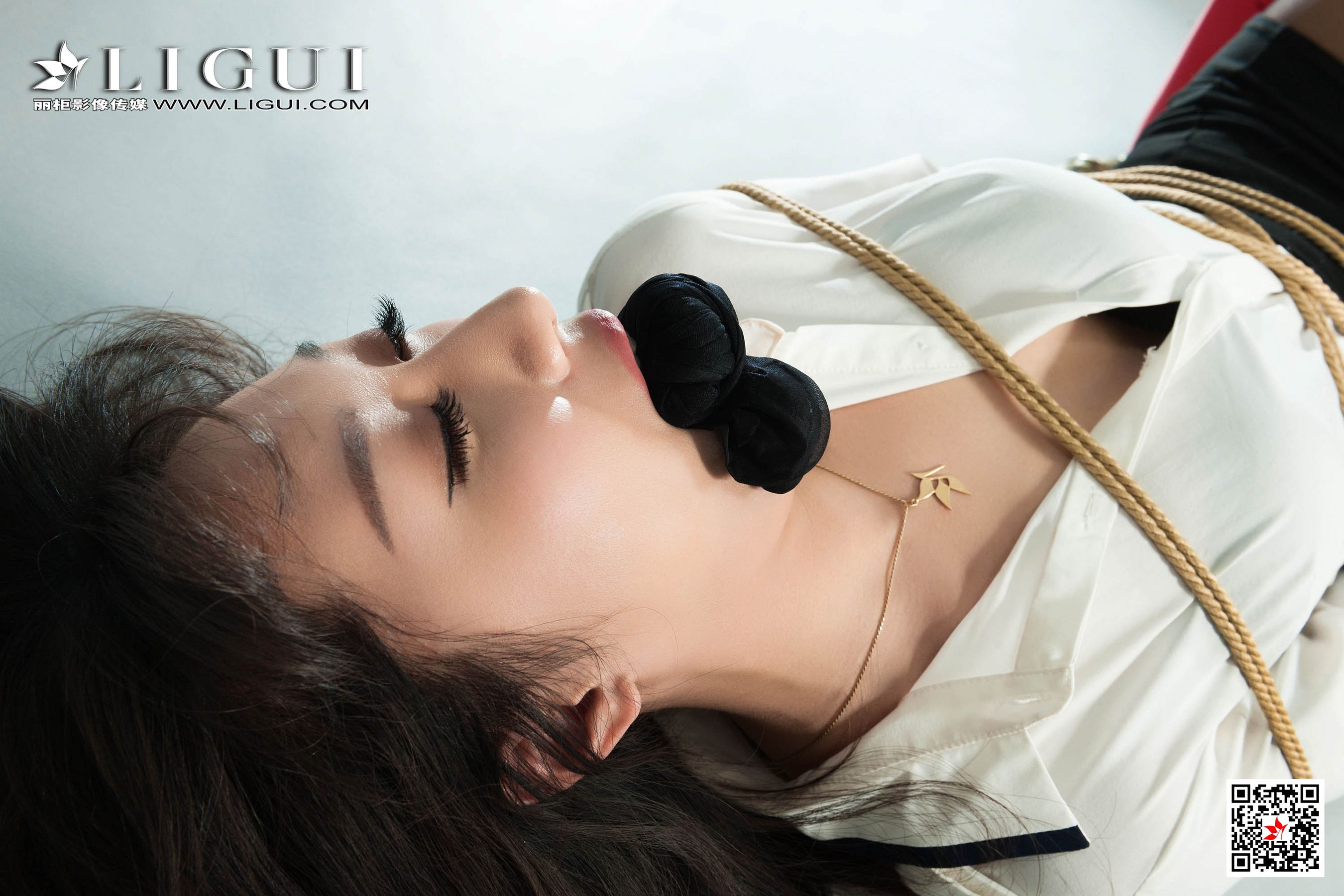 轩轩《黑丝OL捆绑绳艺》 [丽柜Ligui] 写真集