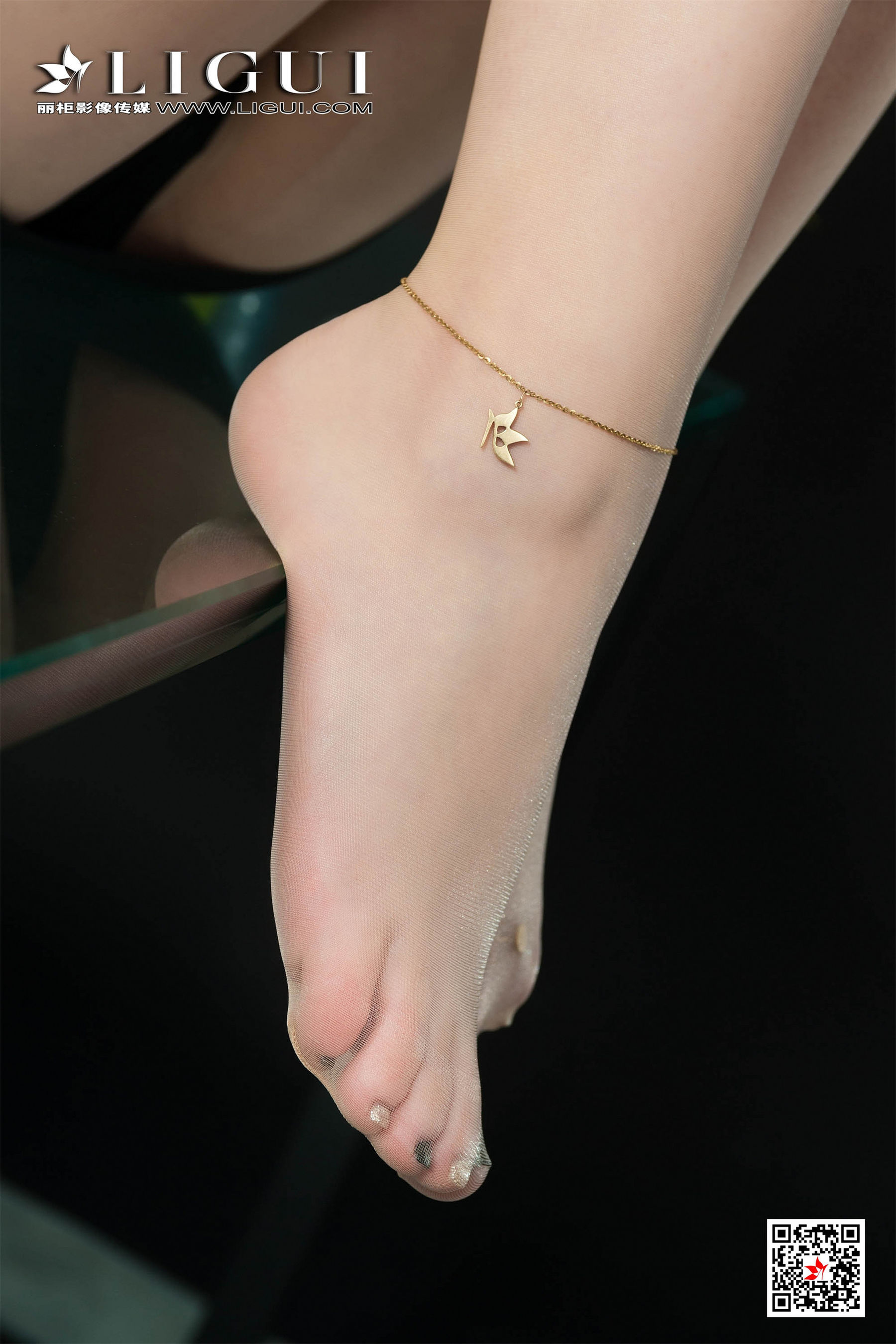 腿模焦焦《肉丝高跟OL美腿》 [丽柜Ligui] 写真集