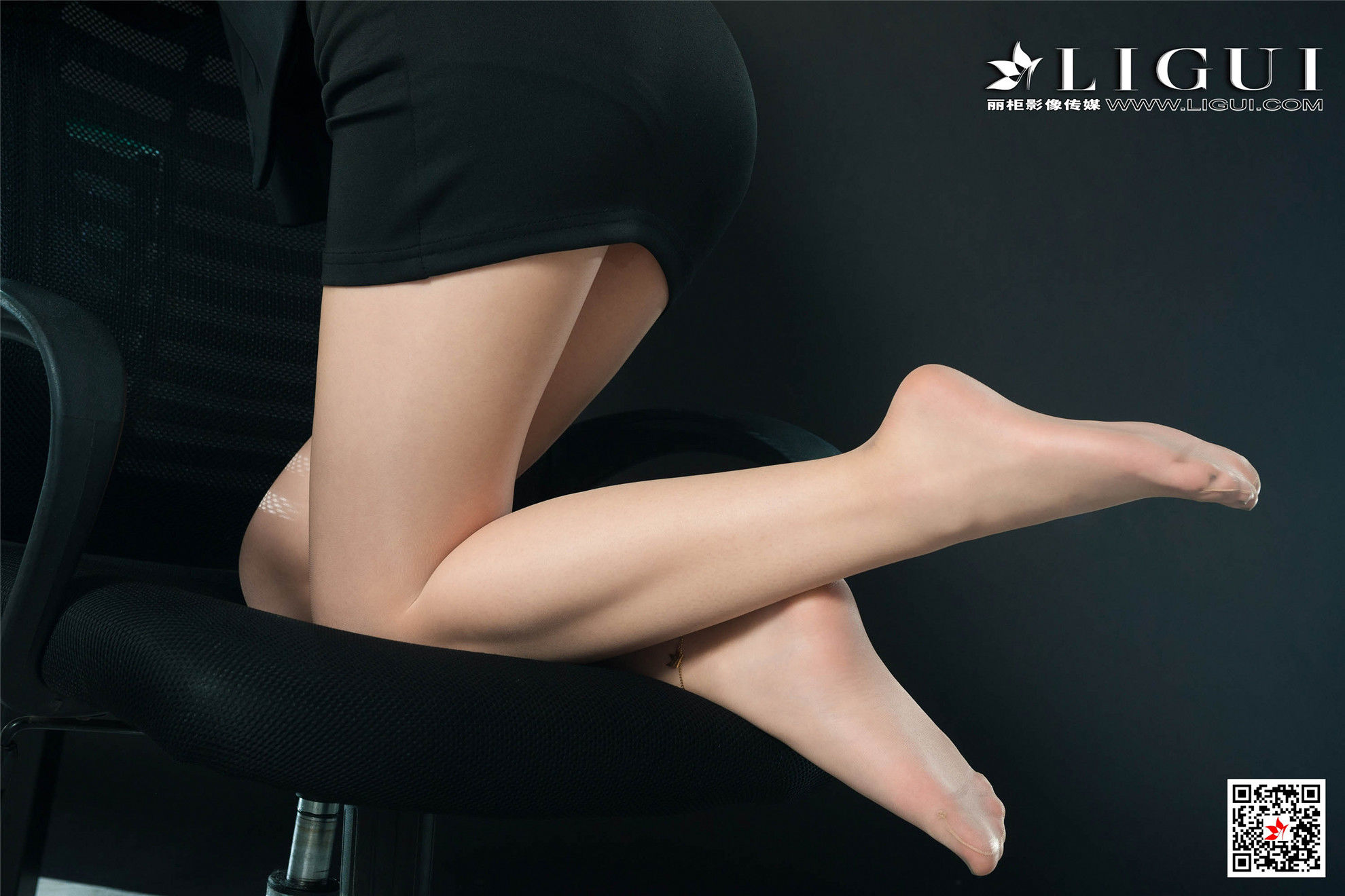 腿模焦焦《肉丝高跟OL美腿》 [丽柜Ligui] 写真集