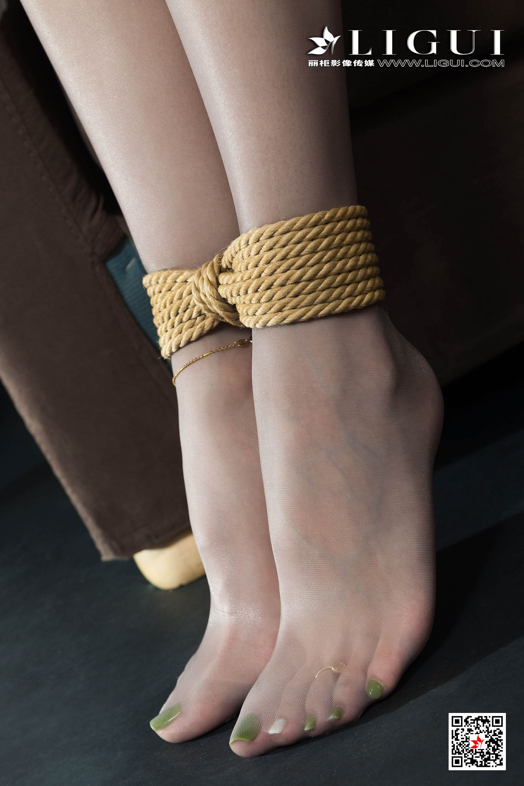 兔子《空姐捆绑绳艺》 [丽柜美束Ligui] 写真集