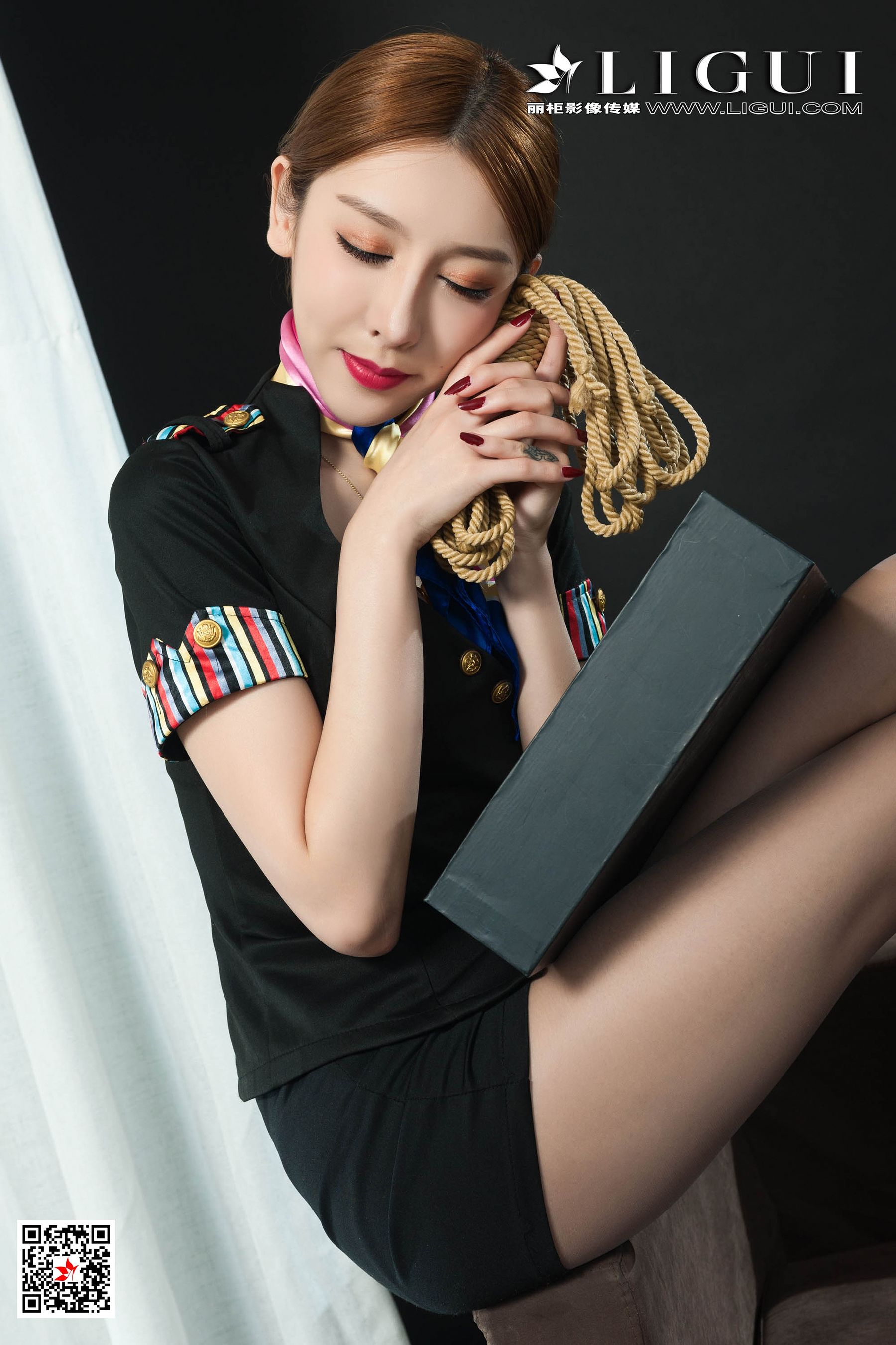 兔子《空姐捆绑绳艺》 [丽柜美束Ligui] 写真集
