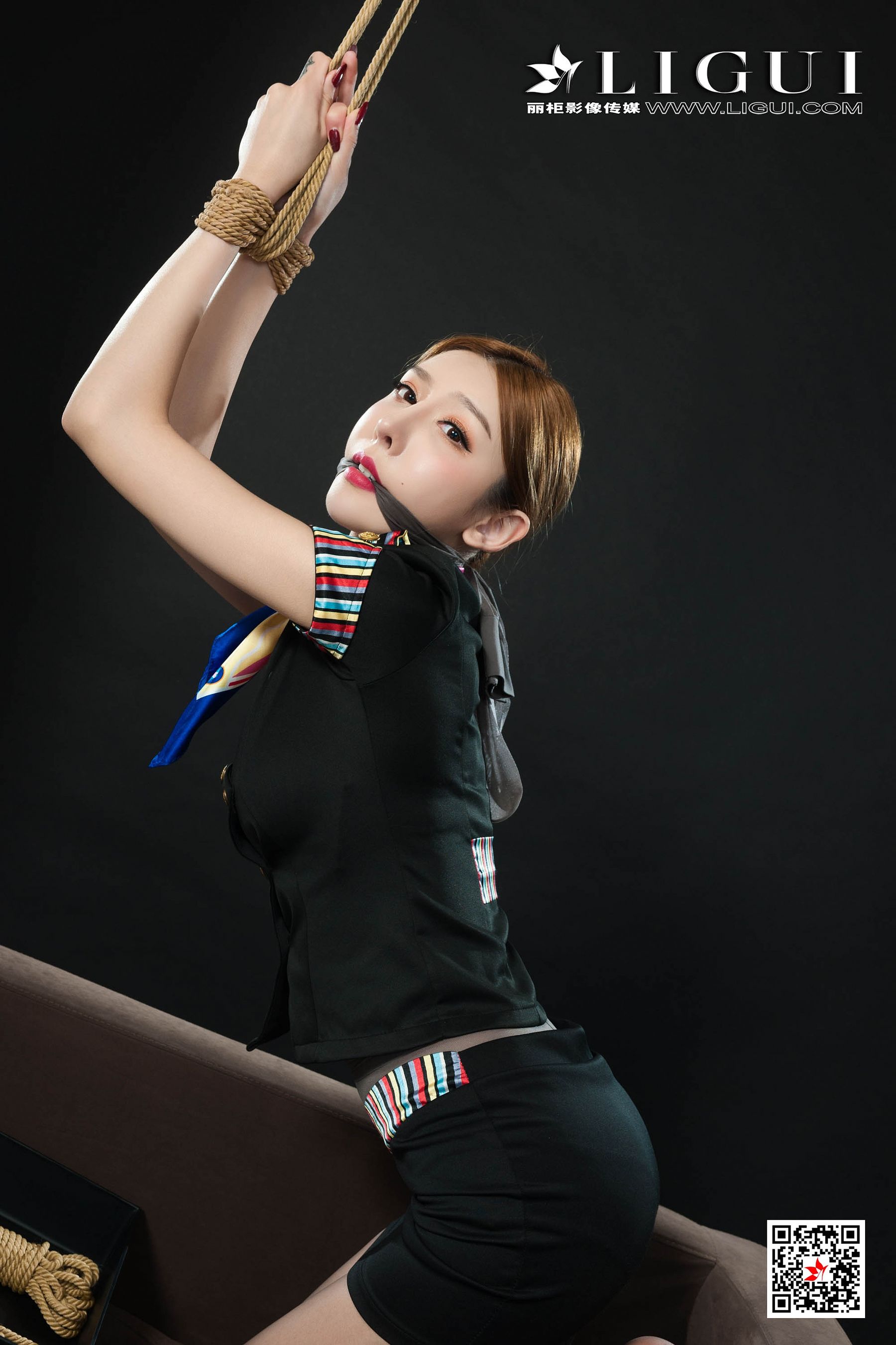 兔子《空姐捆绑绳艺》 [丽柜美束Ligui] 写真集