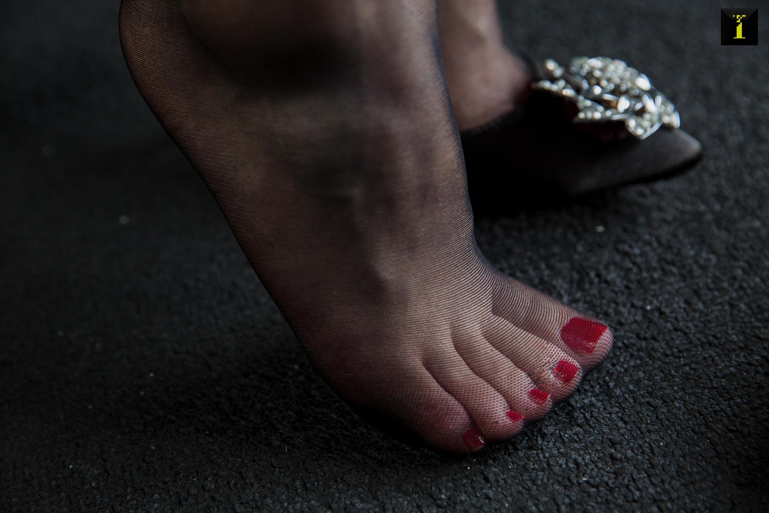 紫薇 《人生如戏 全靠演技》 [异思趣向IESS] 丝袜美腿写真集