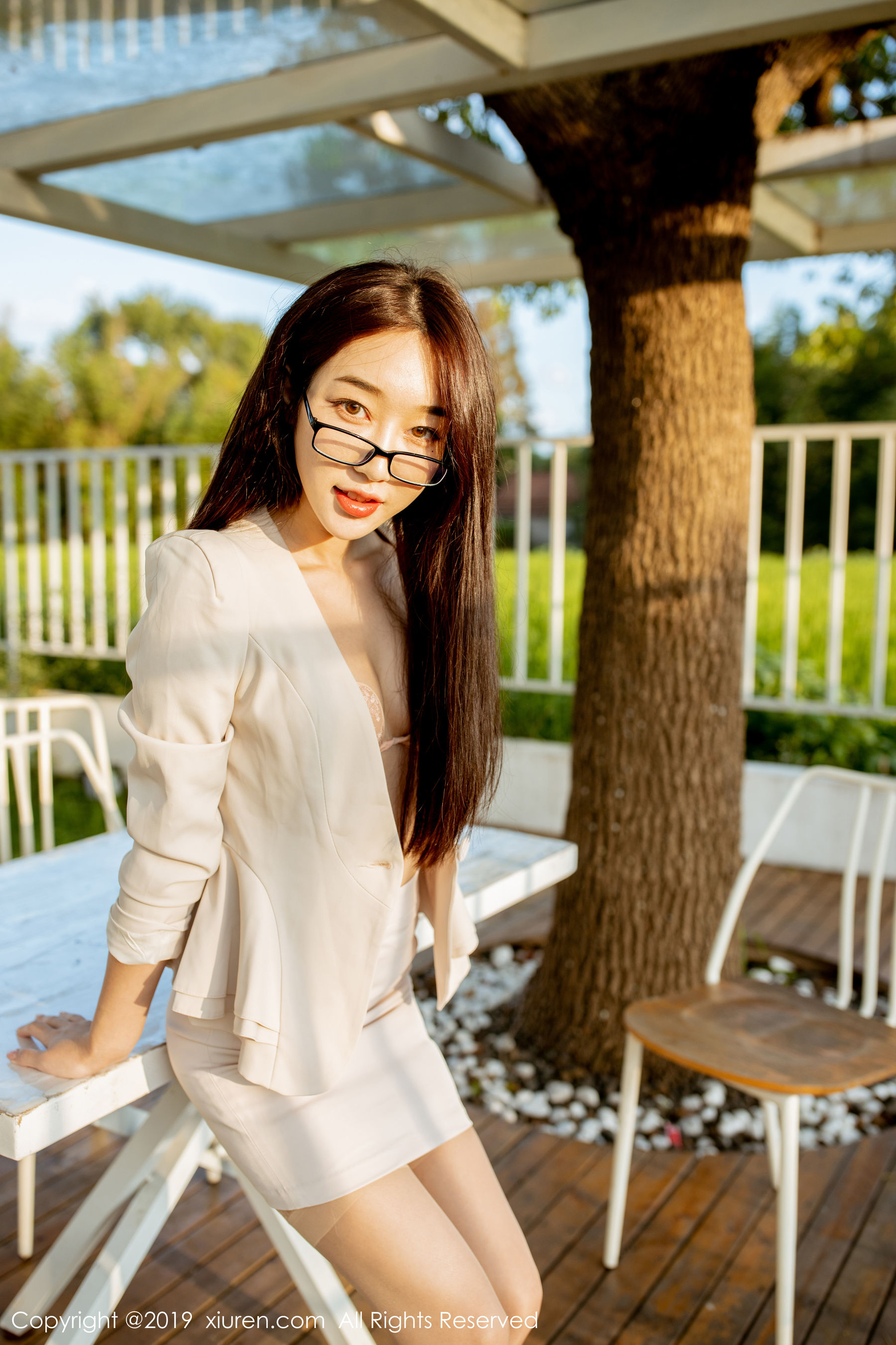 小九月《性感秘书OL》 [秀人XIUREN] No.1700 写真集