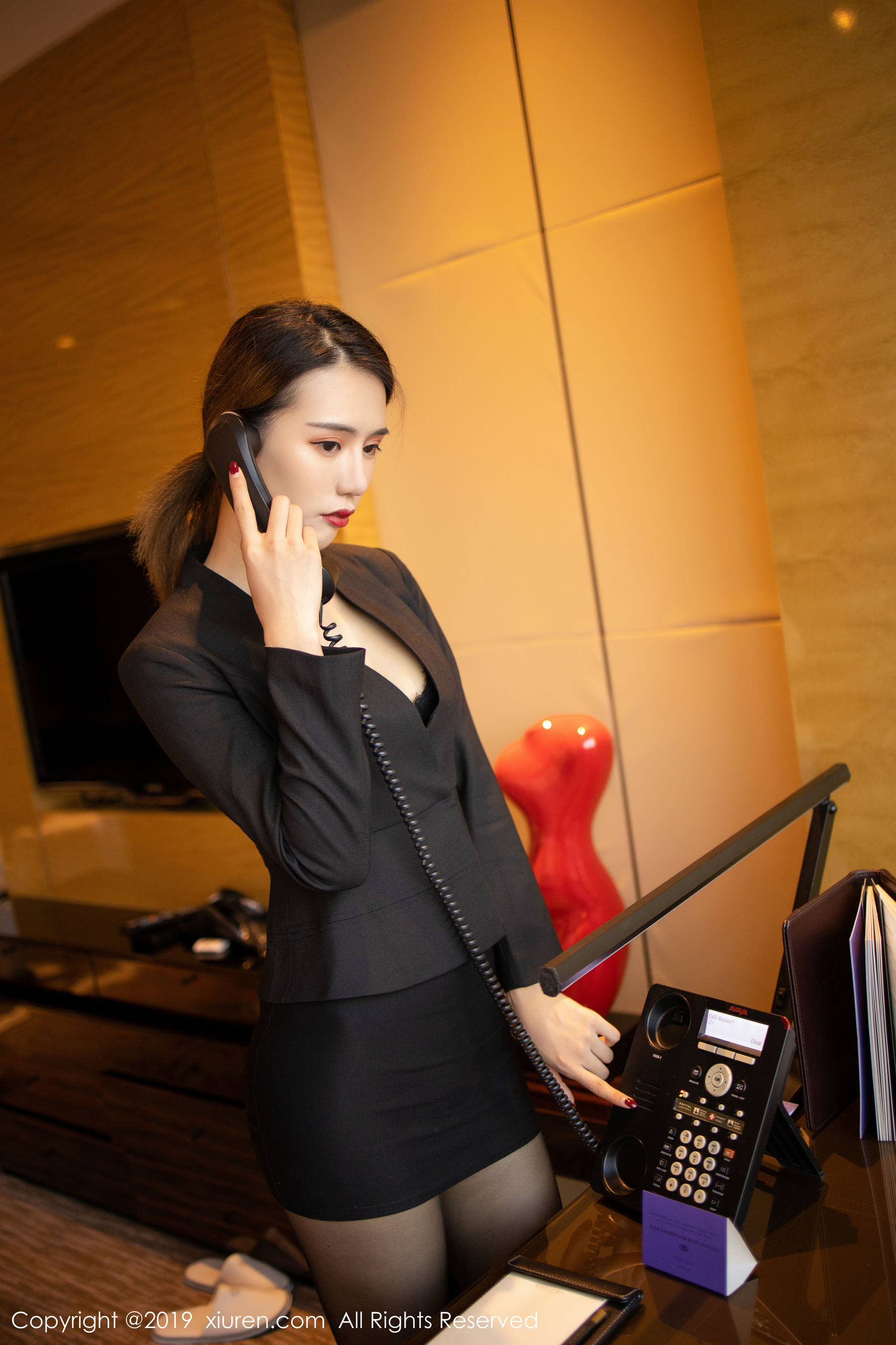 BABY_柒《眼镜OL黑丝秘书》 [秀人XIUREN] No.1706 写真集