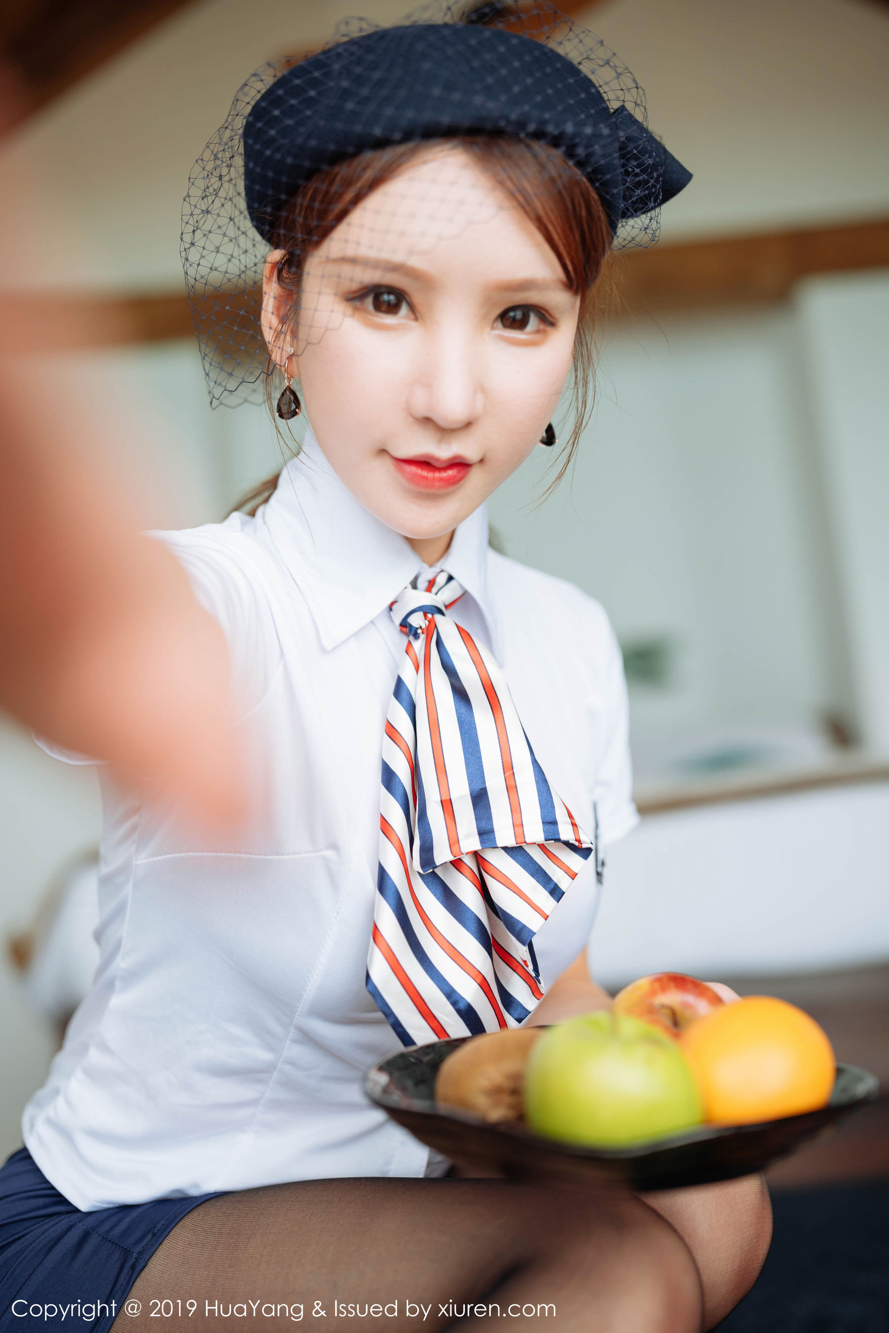 周于希Sandy《角色扮演空姐制服内衣》 [花漾HuaYang] Vol.186 写真集