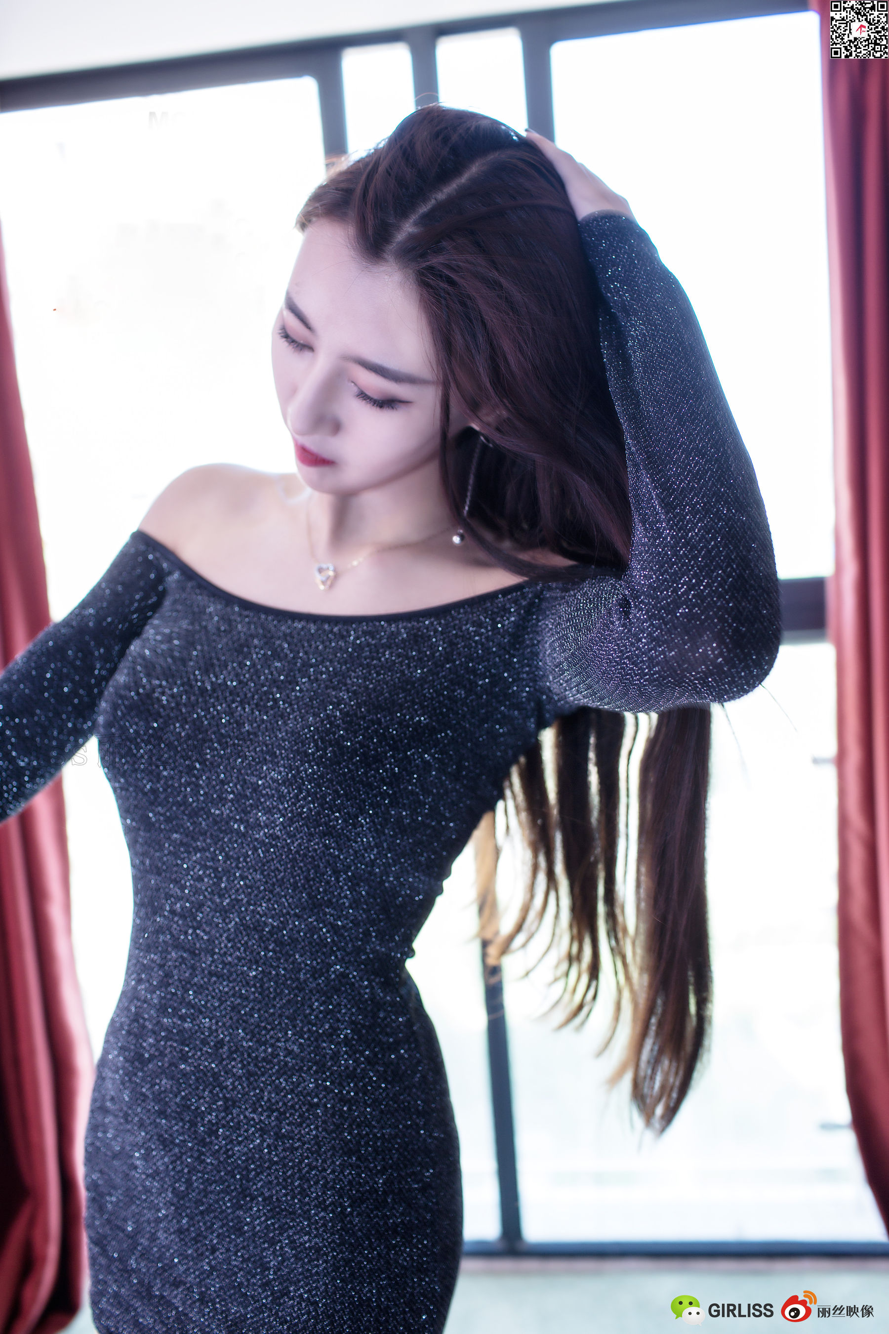 [丽丝映像LISS] 《金屋藏娇》 写真集