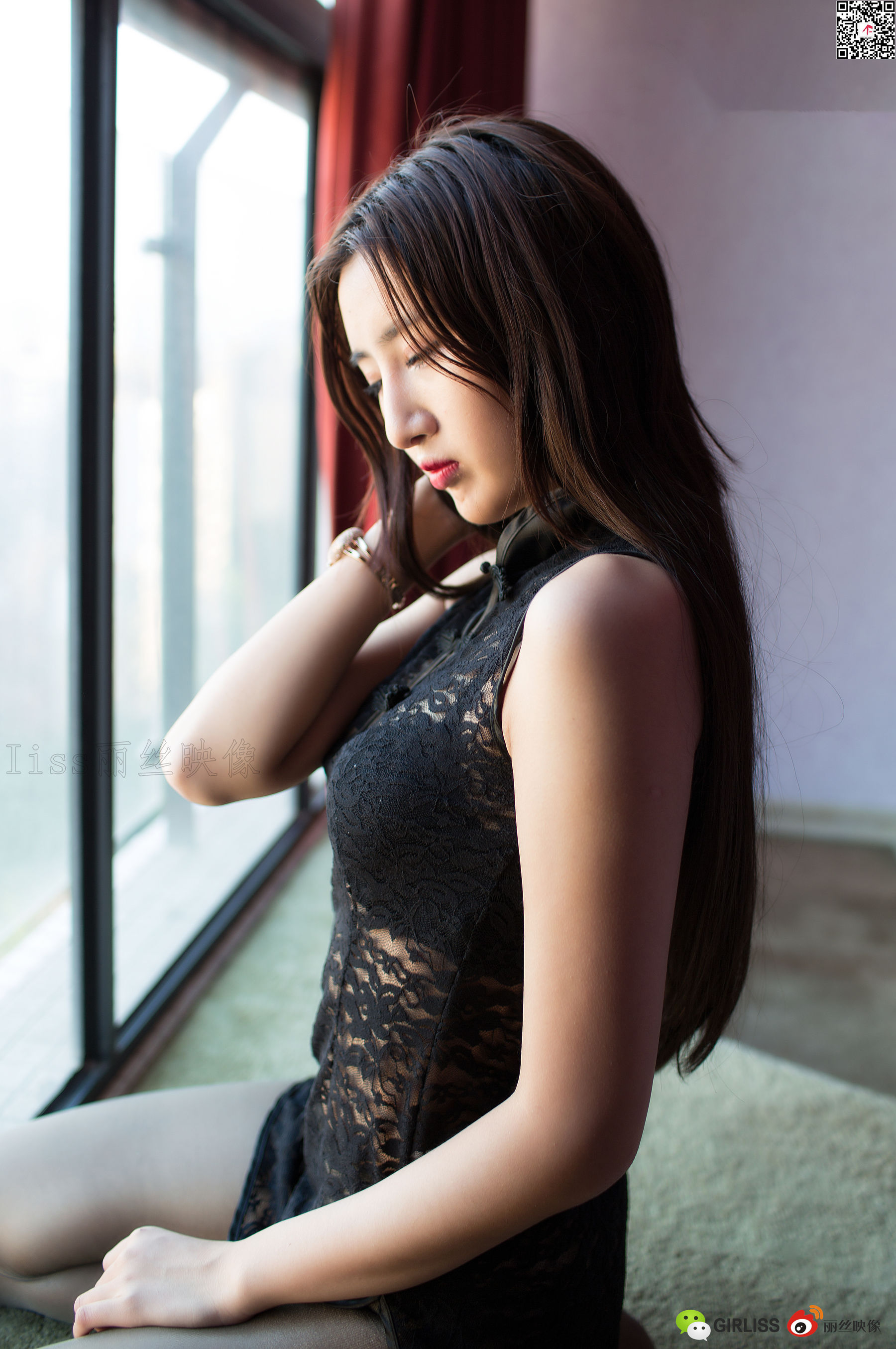 [丽丝映像LISS] 《金屋藏娇》 写真集