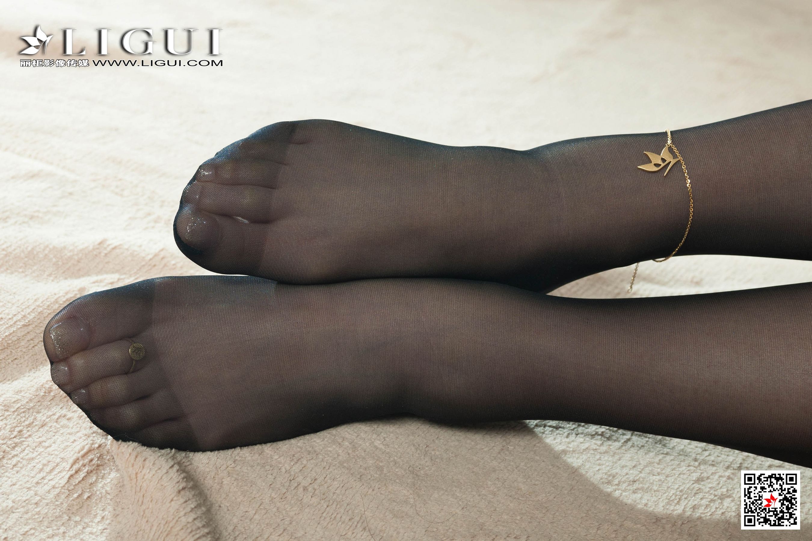 Model 蕊蕊《黑丝袜美腿玉足》 [丽柜Ligui] 写真集