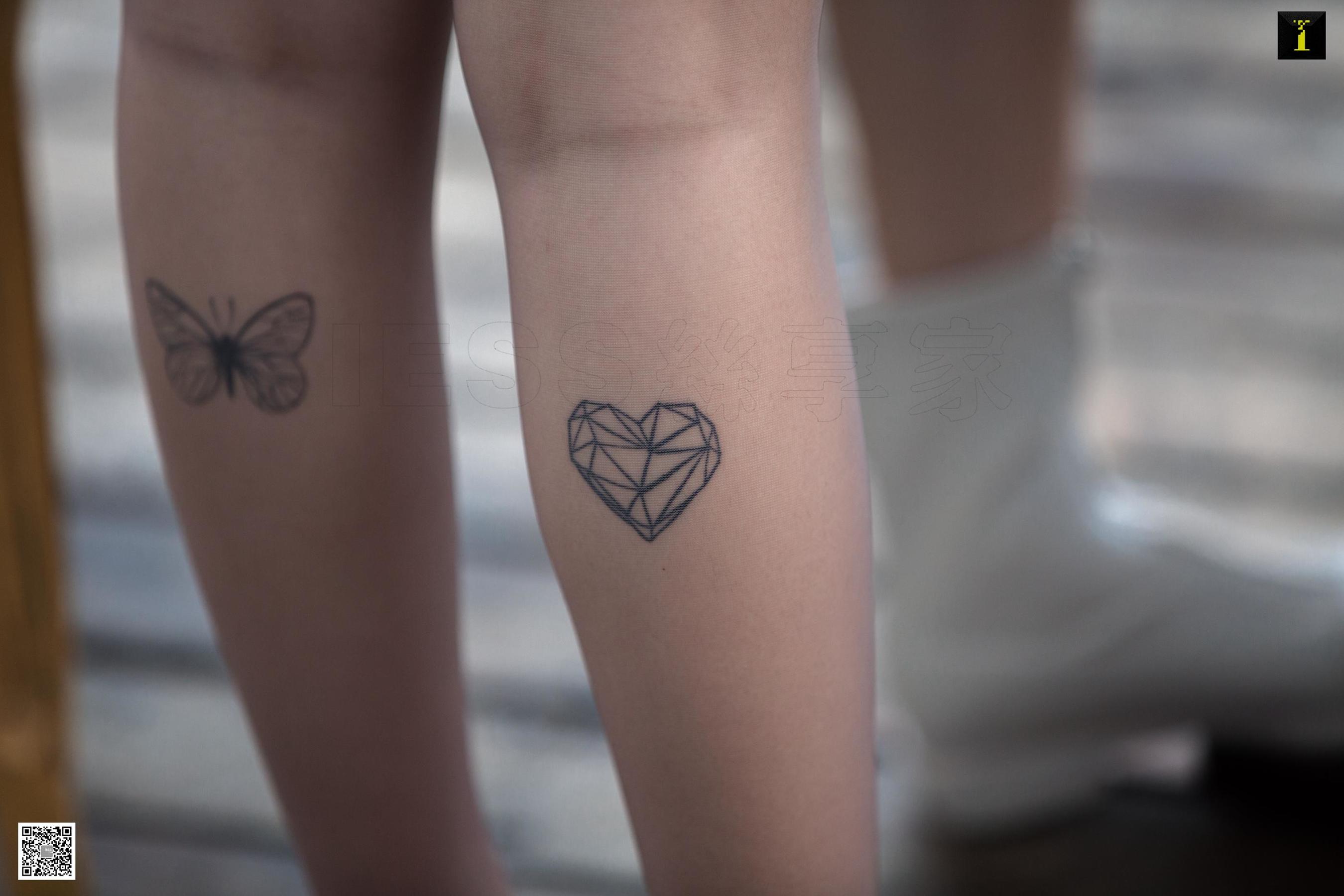 模特可乐 《灰丝下的可爱纹身》 [异思趣向IESS] 写真集