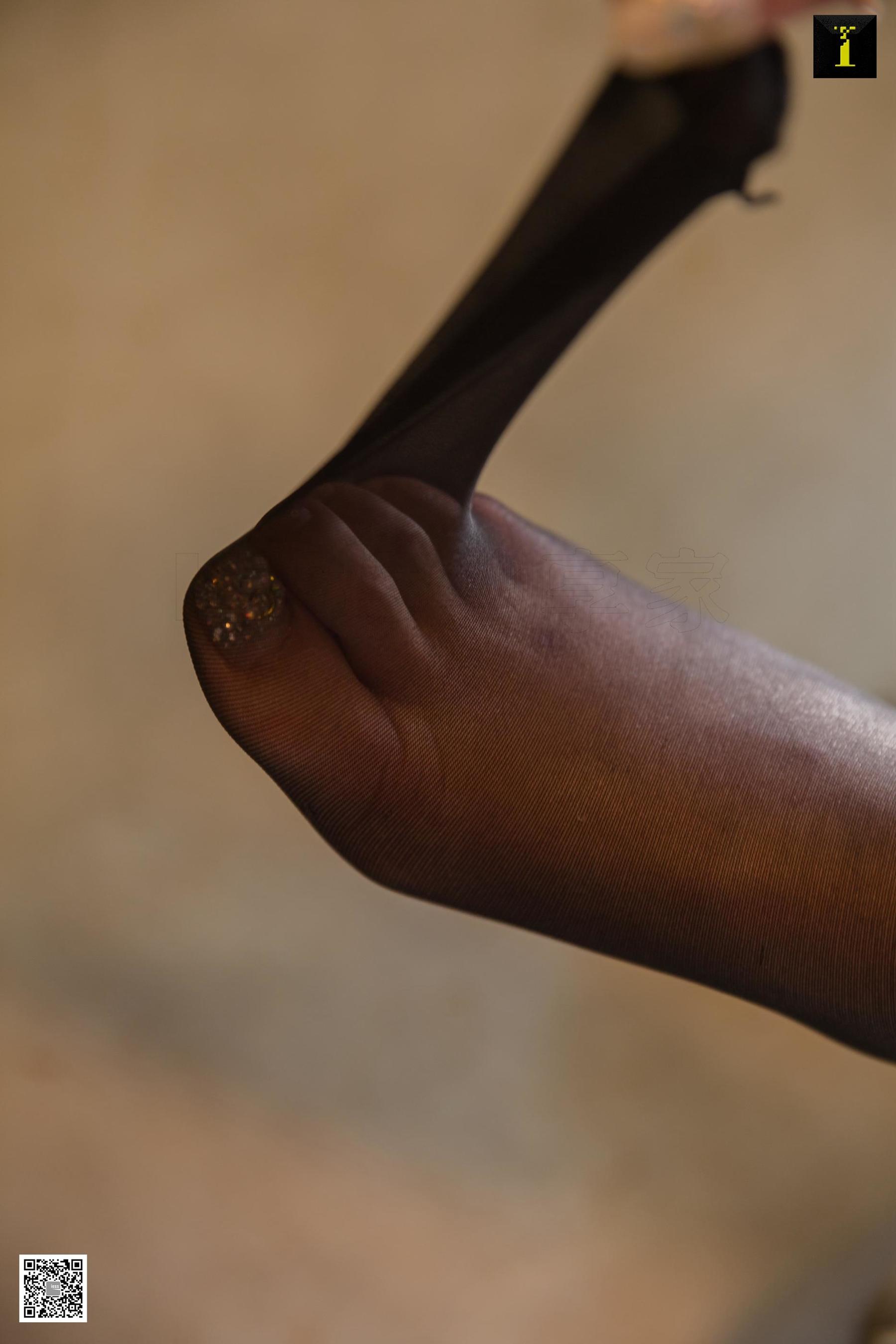 喵姐 《现代旗袍白领》 [异思趣向IESS] 写真集