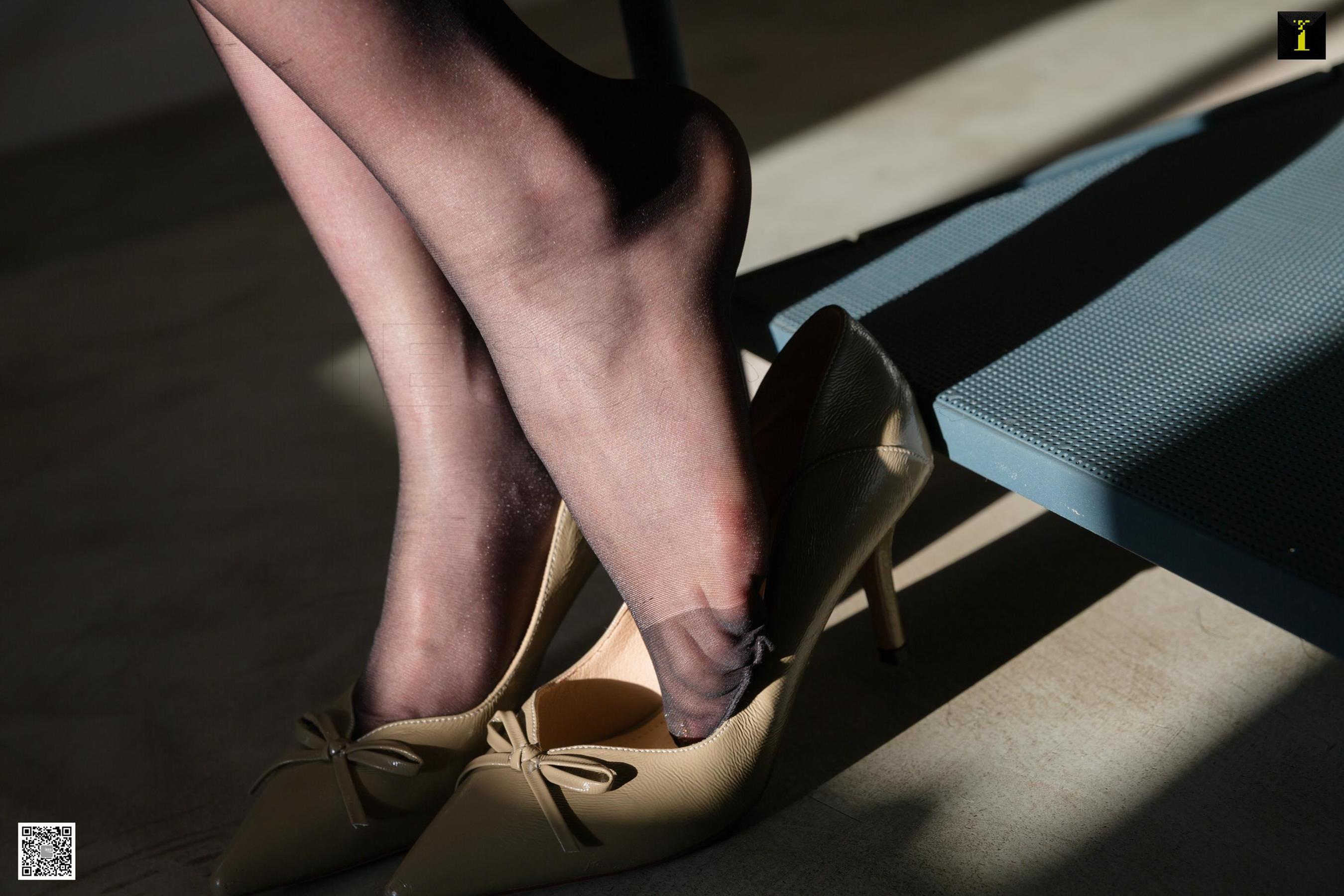 喵姐 《现代旗袍白领》 [异思趣向IESS] 写真集