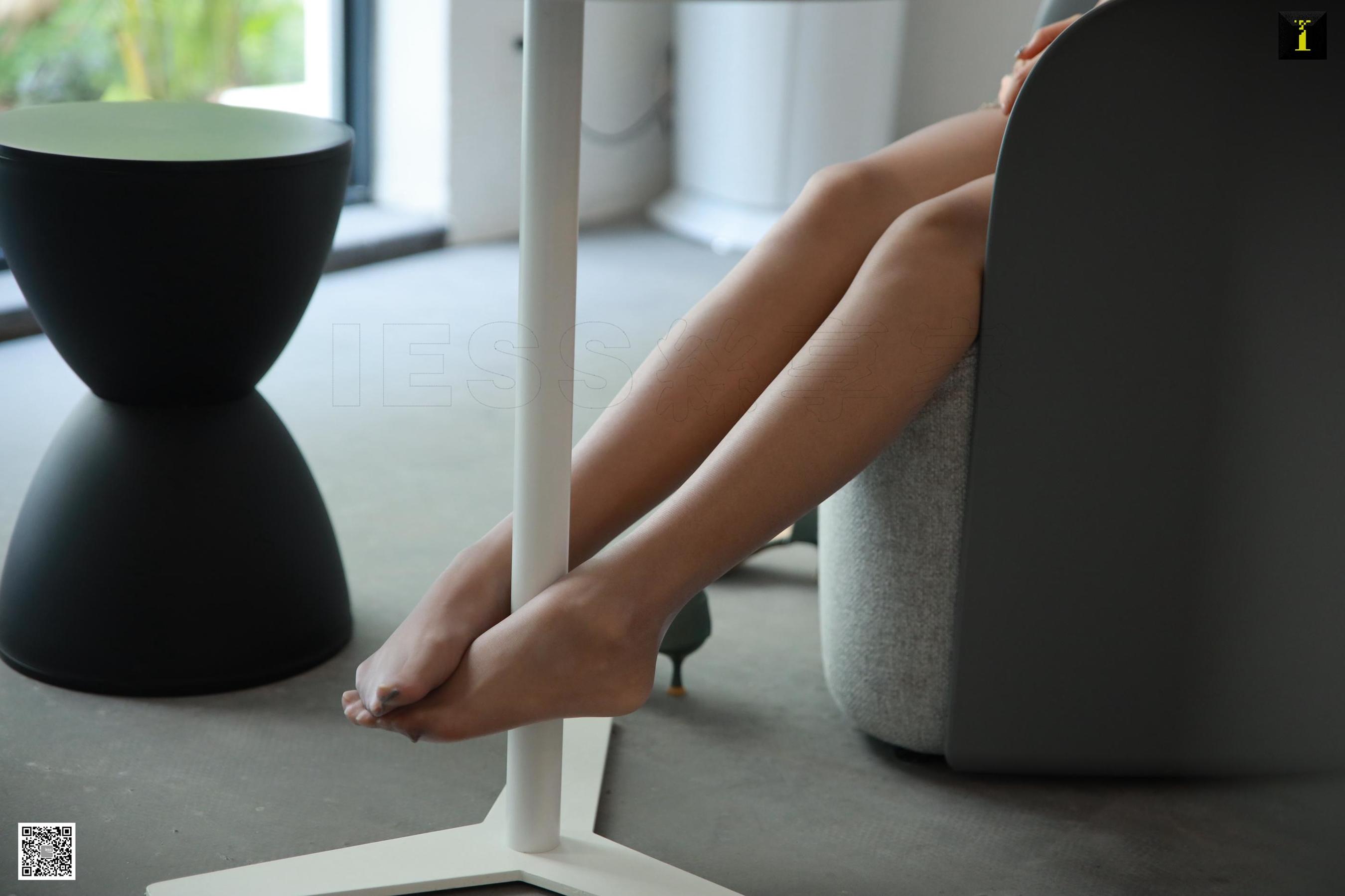 婉萍 《满园春色关不住》 [异思趣向IESS] 写真集