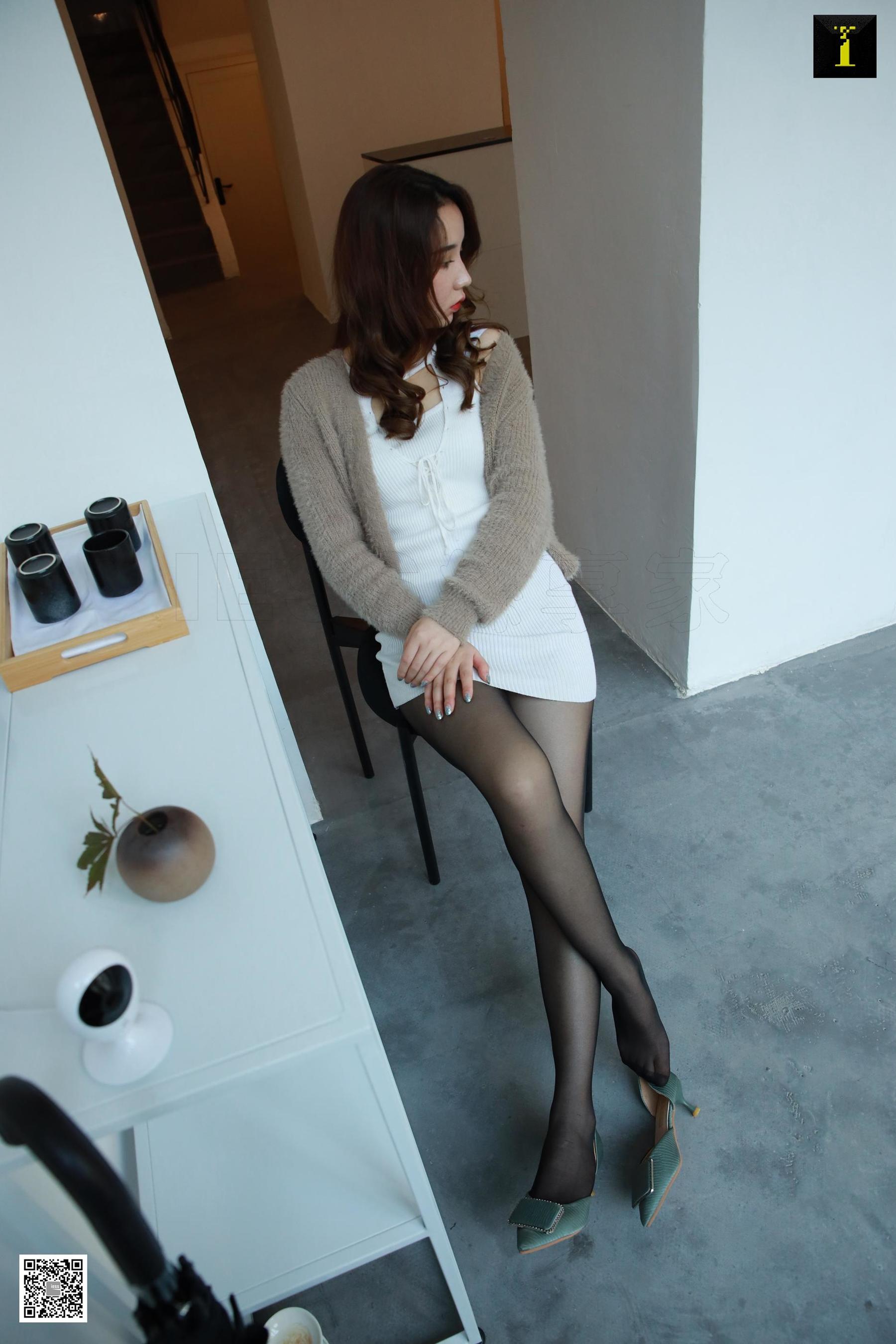 糖糖 《护腿进行曲》 [异思趣向IESS] 写真集