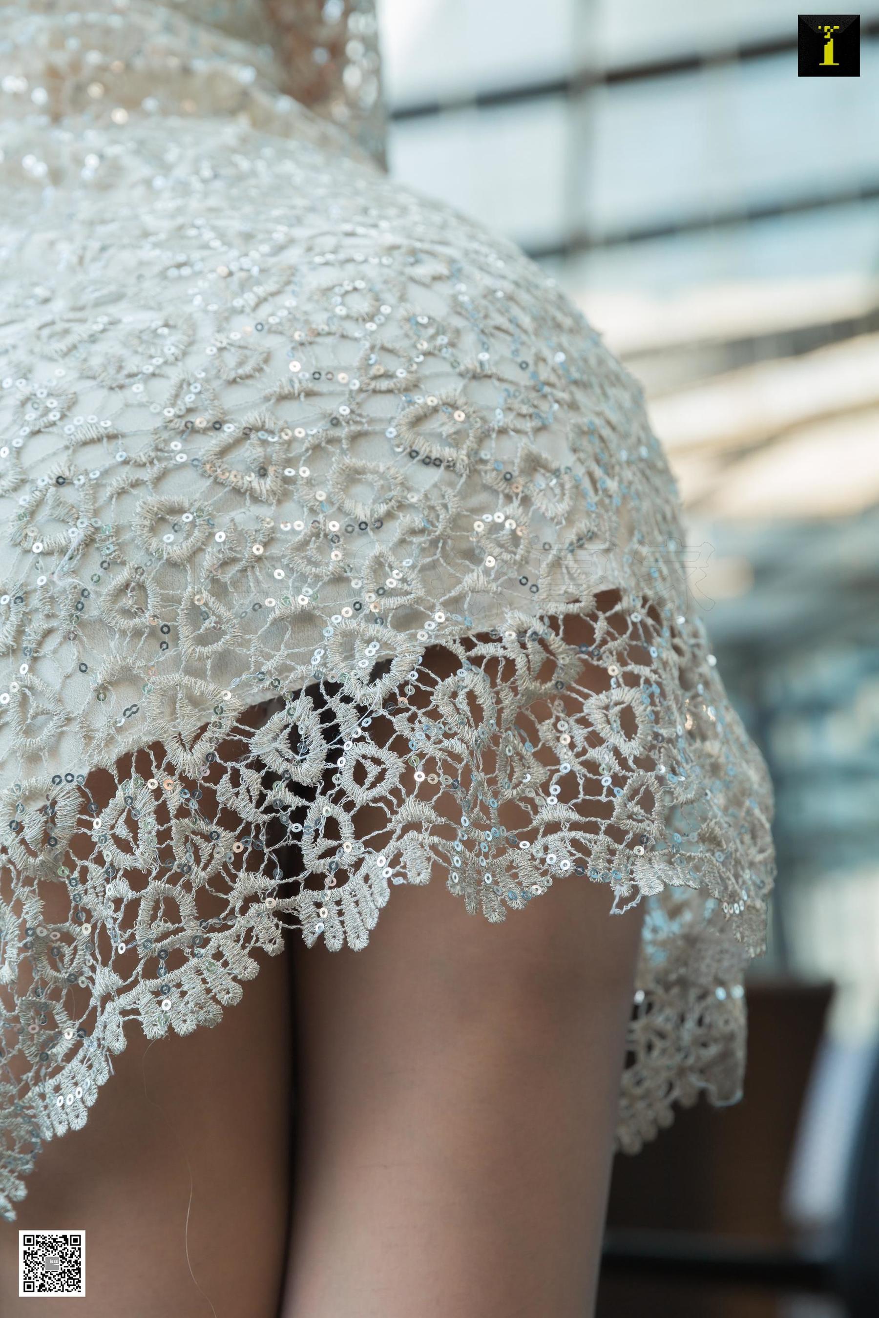 紫薇 《湖畔旁的紫薇》 [异思趣向IESS] 写真集